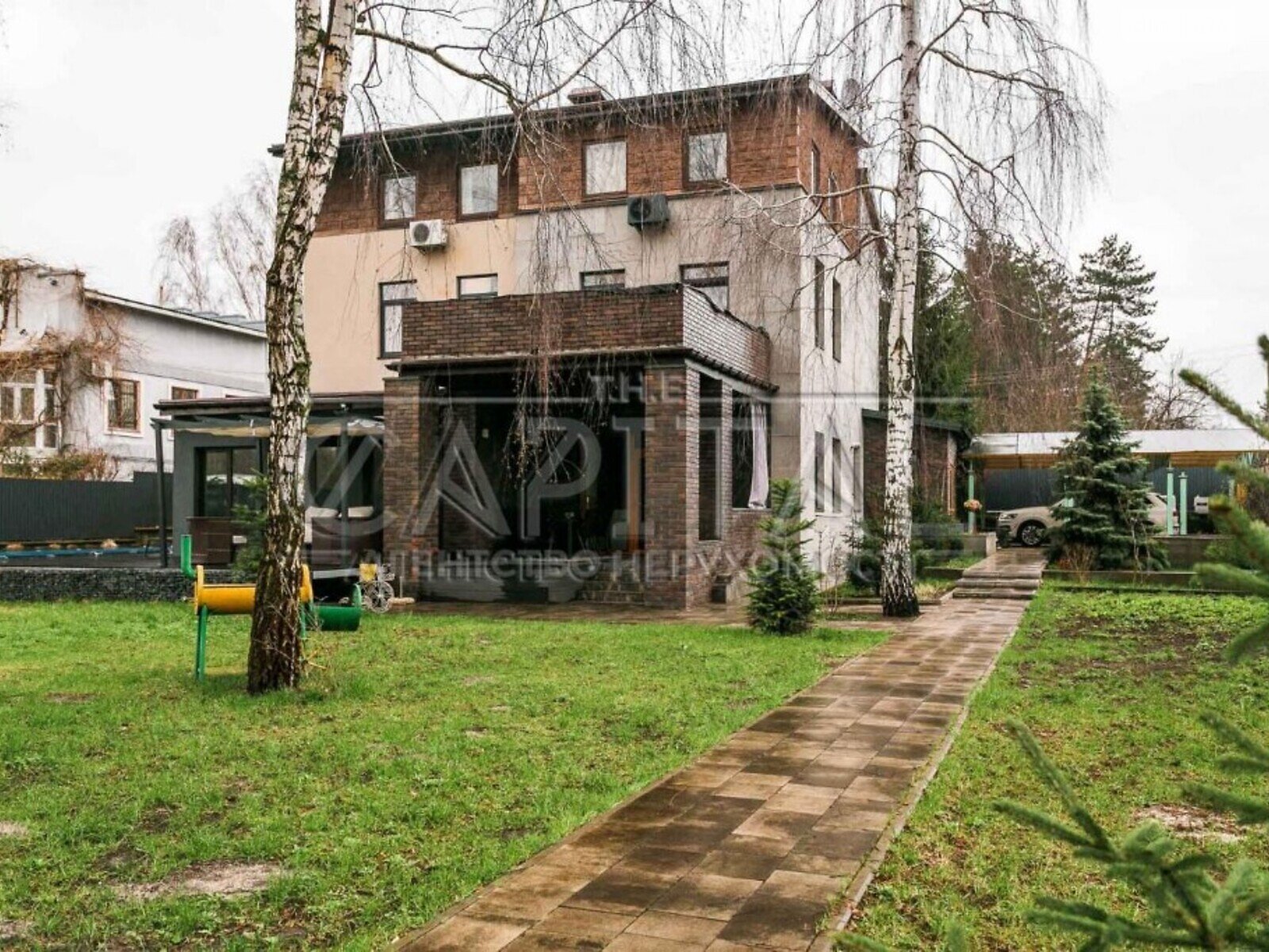 трехэтажный дом, 450 кв. м, кирпич. Продажа в Киеве район Святошинский фото 1