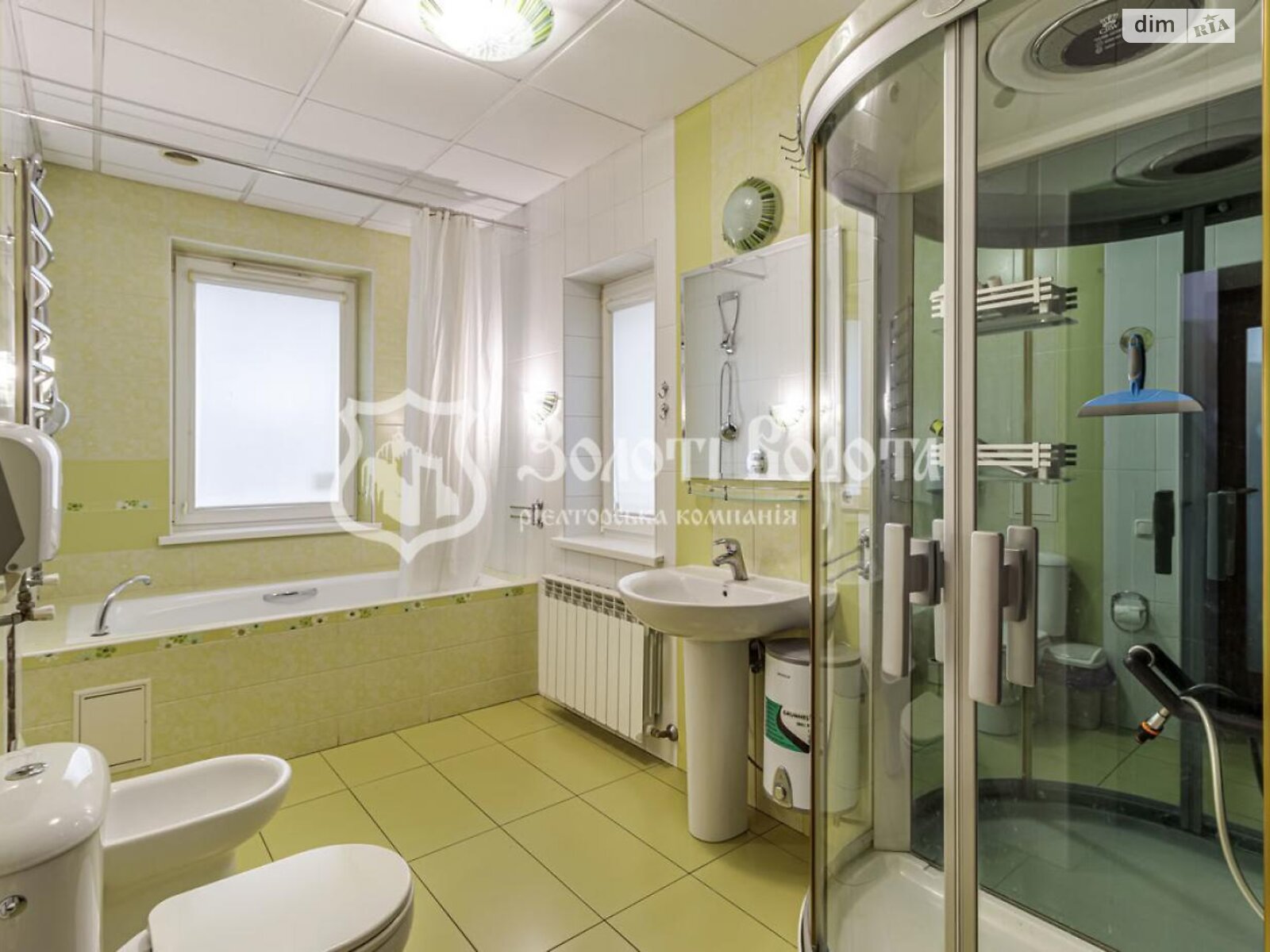 триповерховий будинок, 373.8 кв. м, кирпич. Продаж в Києві, район Святошинський фото 1 триповерховий будинок, 373.8 кв. м, кирпич. Продаж в Києві, район Святошинський фото 1