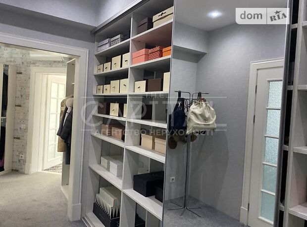 триповерховий будинок з каміном, 478 кв. м, монолітно-каркасний. Продаж в Києві, район Теремки-1 фото 1 триповерховий будинок з каміном, 478 кв. м, монолітно-каркасний. Продаж в Києві, район Теремки-1 фото 1