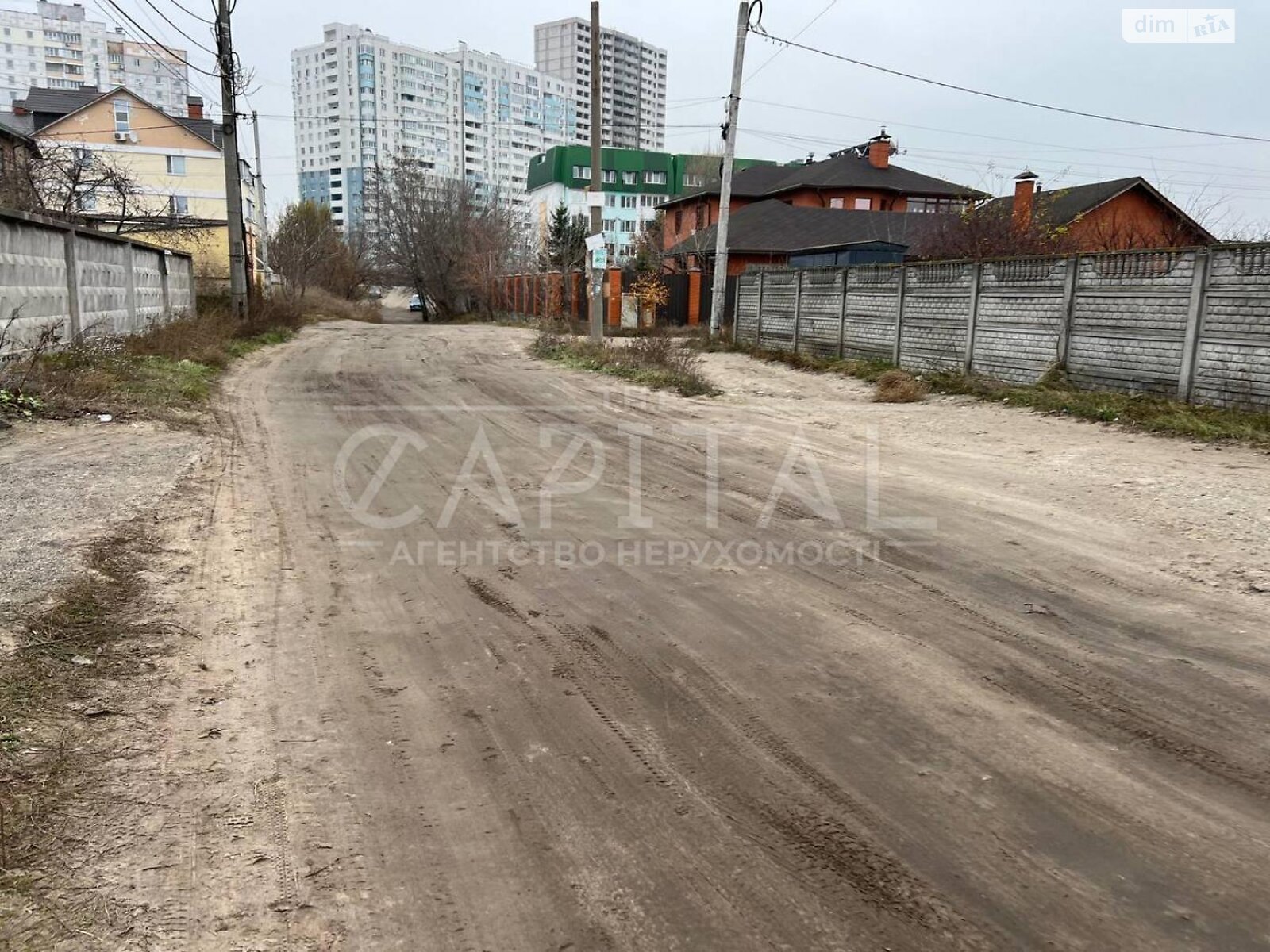 трехэтажный дом с мансардой, 370 кв. м, кирпич. Продажа в Киеве район Троещина фото 1 трехэтажный дом с мансардой, 370 кв. м, кирпич. Продажа в Киеве район Троещина фото 1