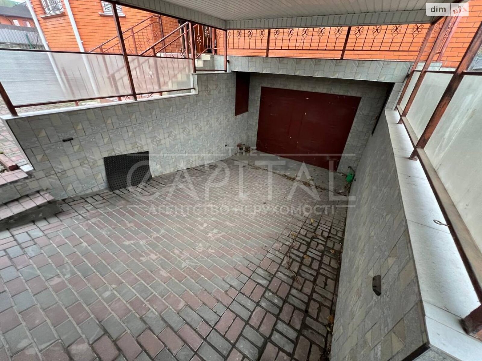 трехэтажный дом с мансардой, 370 кв. м, кирпич. Продажа в Киеве район Троещина фото 1 трехэтажный дом с мансардой, 370 кв. м, кирпич. Продажа в Киеве район Троещина фото 1