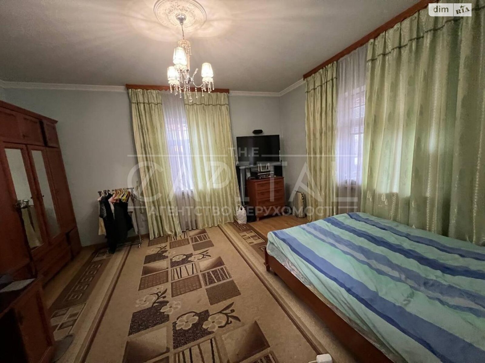 трехэтажный дом с мансардой, 370 кв. м, кирпич. Продажа в Киеве район Троещина фото 1 трехэтажный дом с мансардой, 370 кв. м, кирпич. Продажа в Киеве район Троещина фото 1