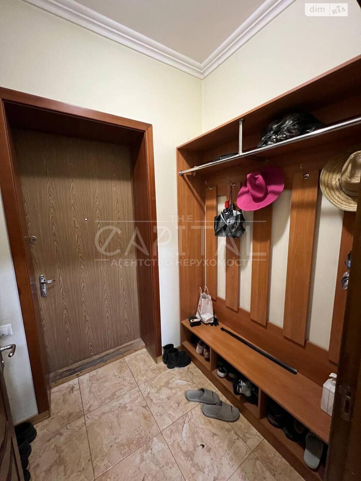 трехэтажный дом с мансардой, 370 кв. м, кирпич. Продажа в Киеве район Троещина фото 1 трехэтажный дом с мансардой, 370 кв. м, кирпич. Продажа в Киеве район Троещина фото 1