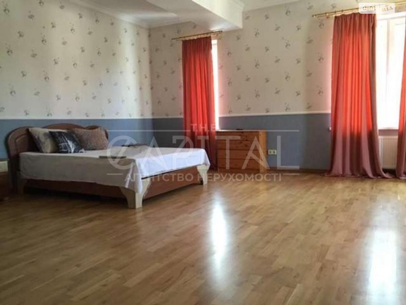 трехэтажный дом, 800 кв. м, кирпич. Продажа в Киеве фото 1 трехэтажный дом, 800 кв. м, кирпич. Продажа в Киеве фото 1
