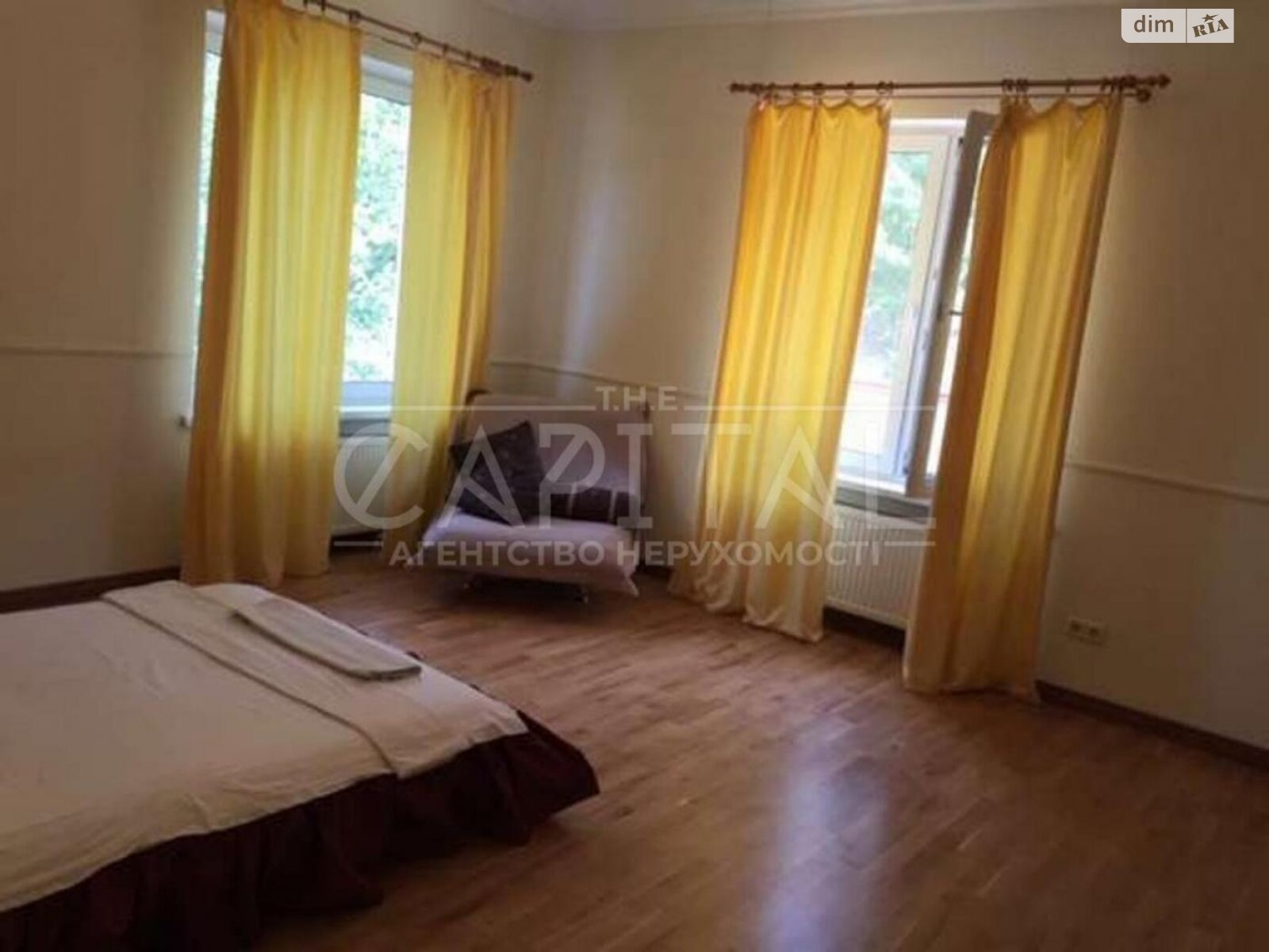 трехэтажный дом, 800 кв. м, кирпич. Продажа в Киеве фото 1 трехэтажный дом, 800 кв. м, кирпич. Продажа в Киеве фото 1