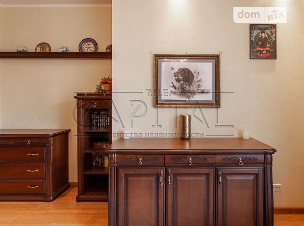 двухэтажный дом с камином, 600 кв. м, кирпич. Продажа в Вишенки фото 1 двухэтажный дом с камином, 600 кв. м, кирпич. Продажа в Вишенки фото 1