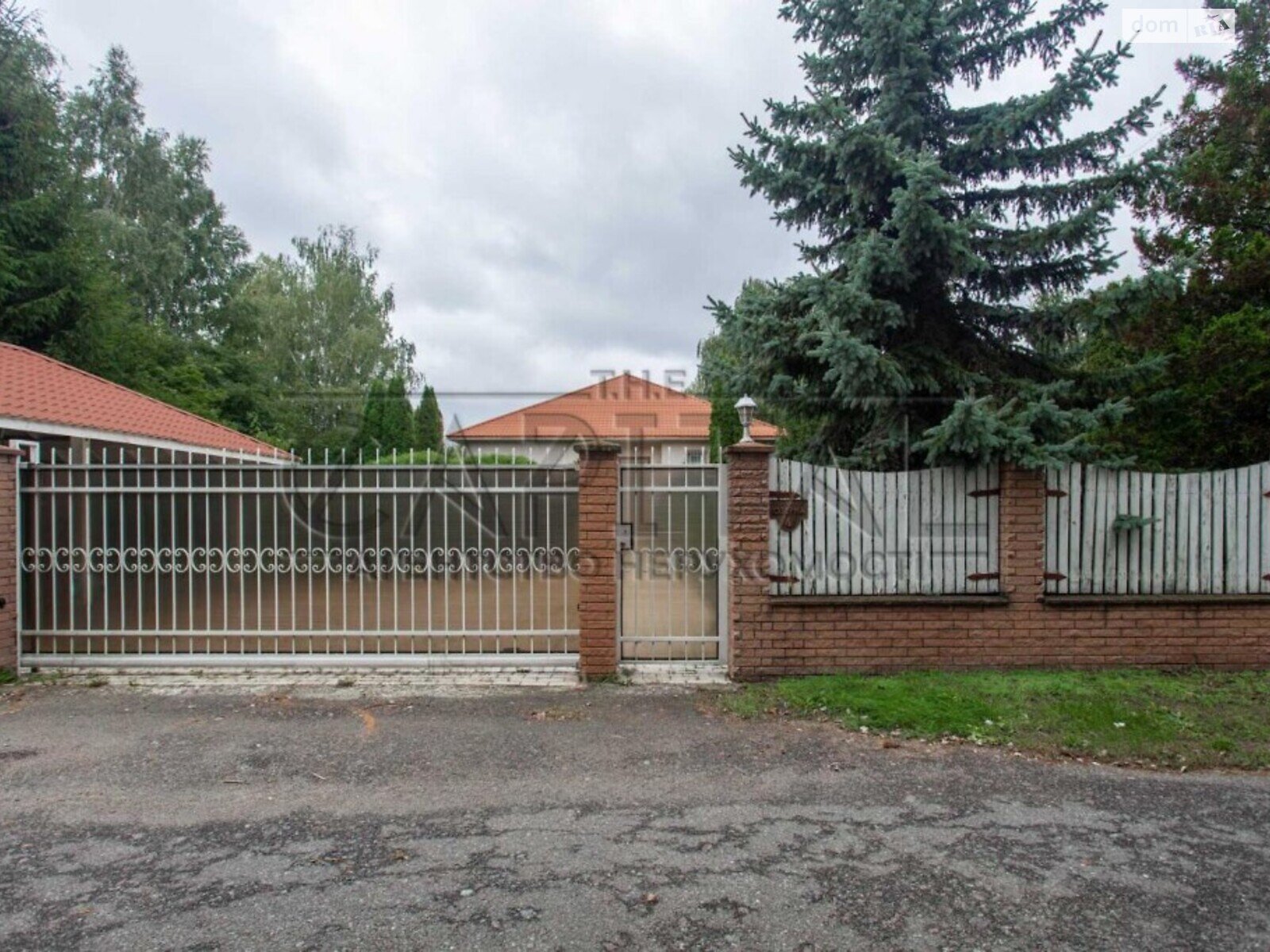 одноэтажный дом, 175 кв. м, кирпич. Продажа в Вишенки фото 1 одноэтажный дом, 175 кв. м, кирпич. Продажа в Вишенки фото 1