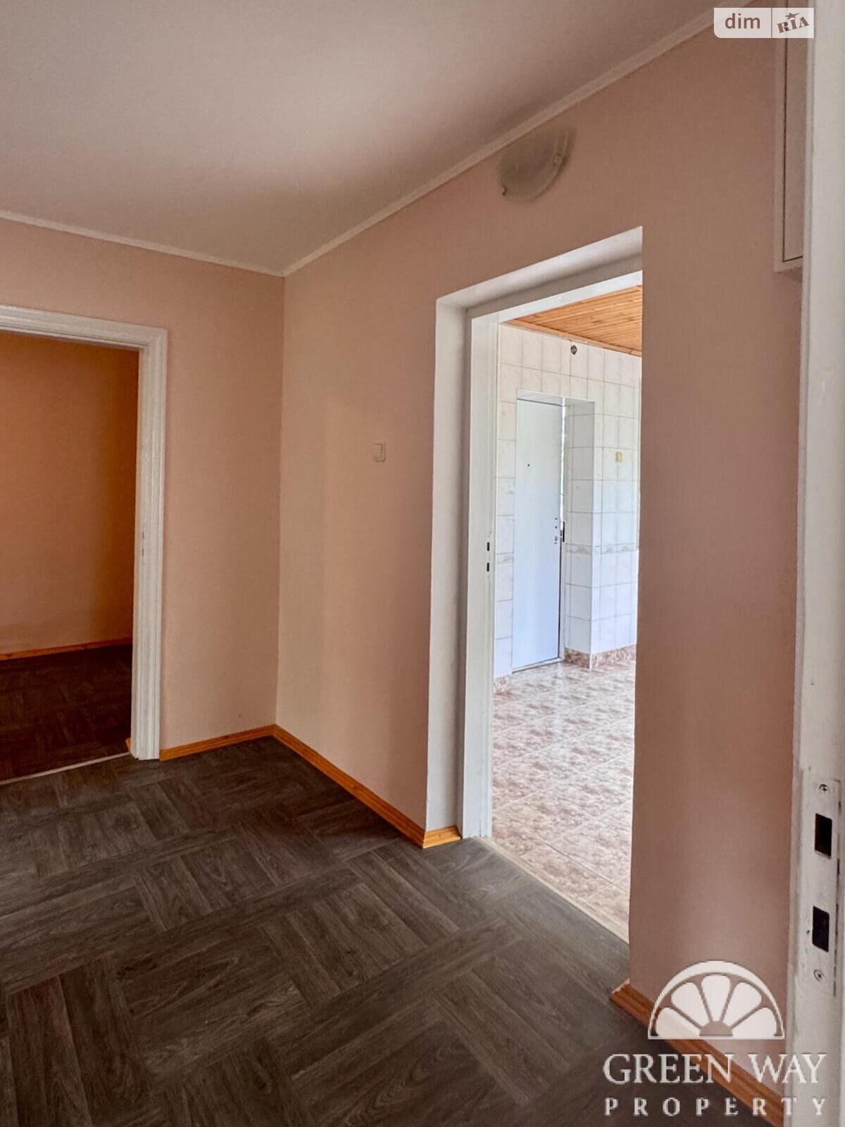 двухэтажный дом с мансардой, 120 кв. м, кирпич. Продажа в Киеве район Вита-Литовская фото 1 двухэтажный дом с мансардой, 120 кв. м, кирпич. Продажа в Киеве район Вита-Литовская фото 1