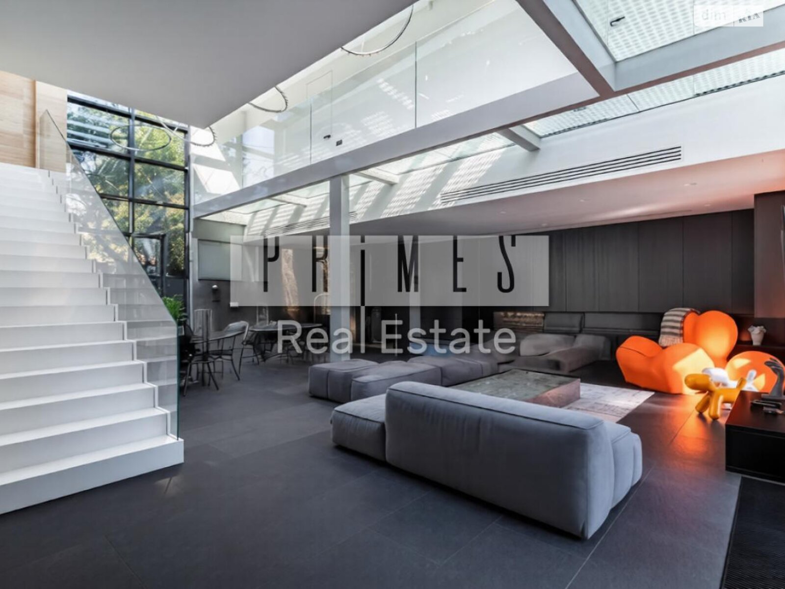 двухэтажный дом с отоплением, 488 кв. м, кирпич. Продажа в Киеве фото 1 двухэтажный дом с отоплением, 488 кв. м, кирпич. Продажа в Киеве фото 1