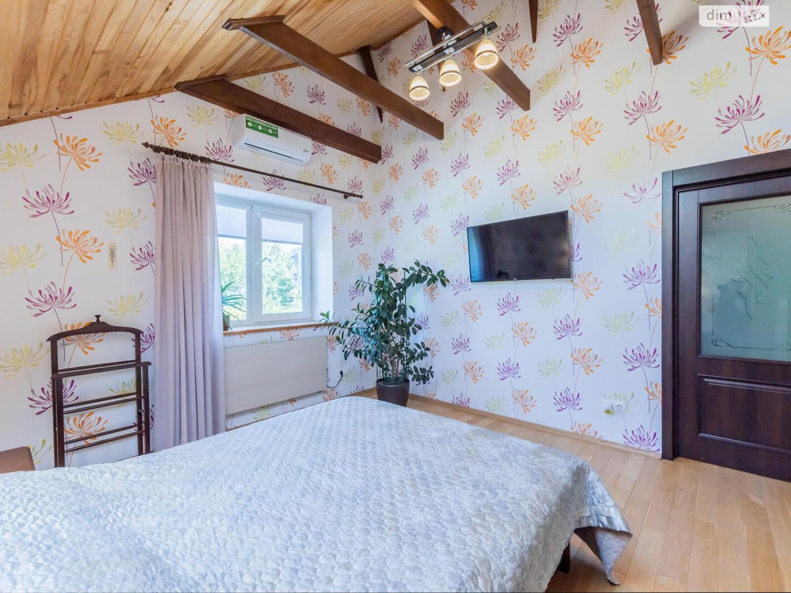 двухэтажный дом с верандой, 195.7 кв. м, кирпич. Продажа в Киеве район Воскресенка фото 1 двухэтажный дом с верандой, 195.7 кв. м, кирпич. Продажа в Киеве район Воскресенка фото 1