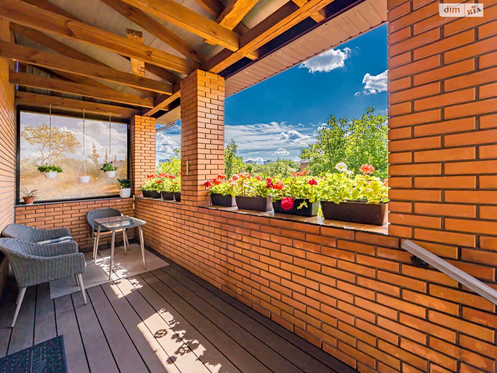 двухэтажный дом с верандой, 195.7 кв. м, кирпич. Продажа в Киеве район Воскресенка фото 1 двухэтажный дом с верандой, 195.7 кв. м, кирпич. Продажа в Киеве район Воскресенка фото 1