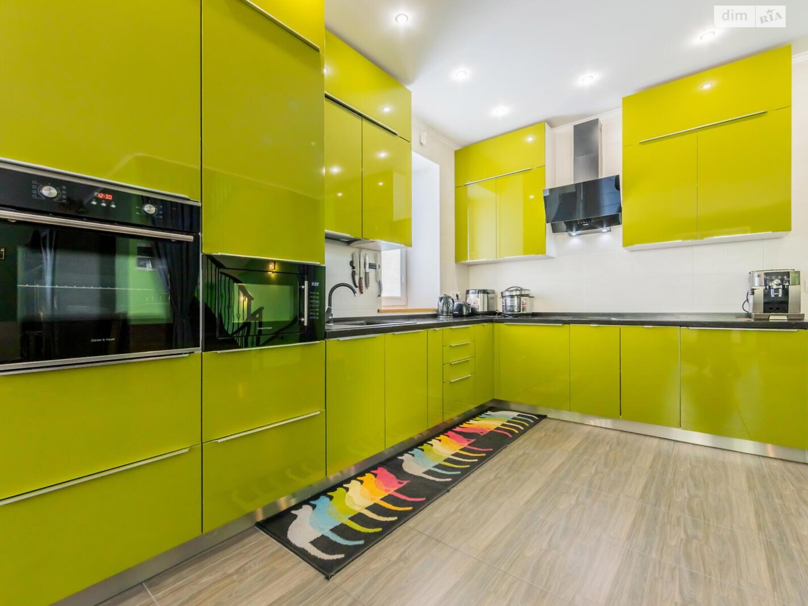 двухэтажный дом с верандой, 195.7 кв. м, кирпич. Продажа в Киеве район Воскресенка фото 1 двухэтажный дом с верандой, 195.7 кв. м, кирпич. Продажа в Киеве район Воскресенка фото 1