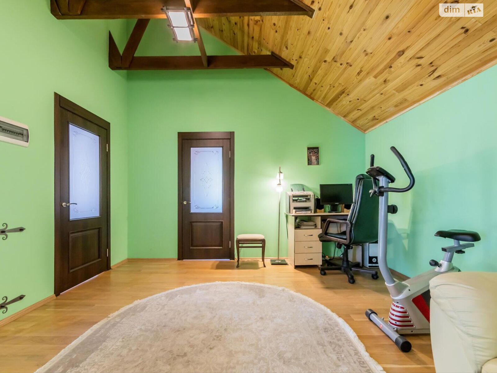 двухэтажный дом с верандой, 195.7 кв. м, кирпич. Продажа в Киеве район Воскресенка фото 1 двухэтажный дом с верандой, 195.7 кв. м, кирпич. Продажа в Киеве район Воскресенка фото 1