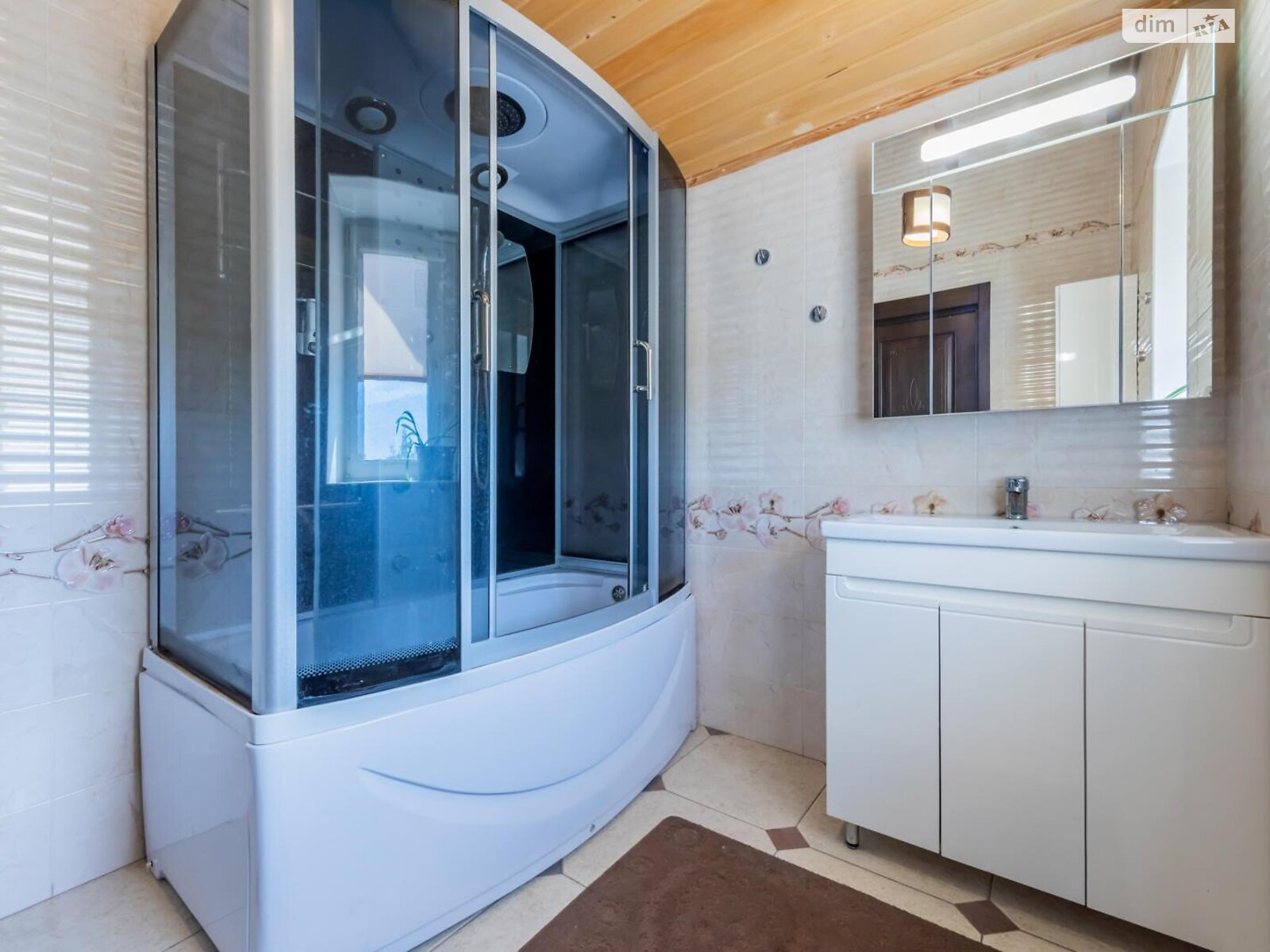 двухэтажный дом с верандой, 195.7 кв. м, кирпич. Продажа в Киеве район Воскресенка фото 1 двухэтажный дом с верандой, 195.7 кв. м, кирпич. Продажа в Киеве район Воскресенка фото 1