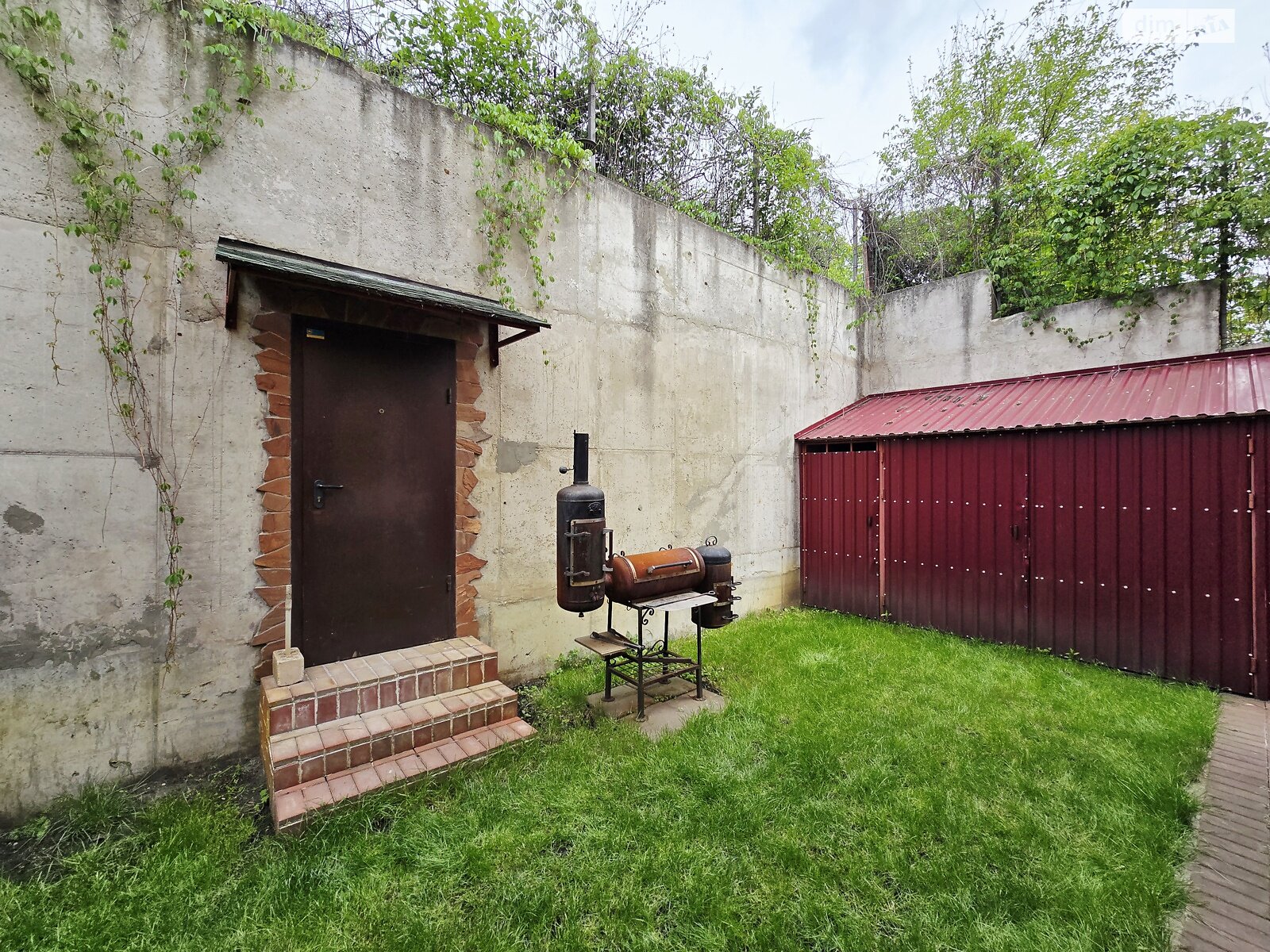 двухэтажный дом, 195 кв. м, кирпич. Продажа в Киеве район Воскресные сады фото 1 двухэтажный дом, 195 кв. м, кирпич. Продажа в Киеве район Воскресные сады фото 1