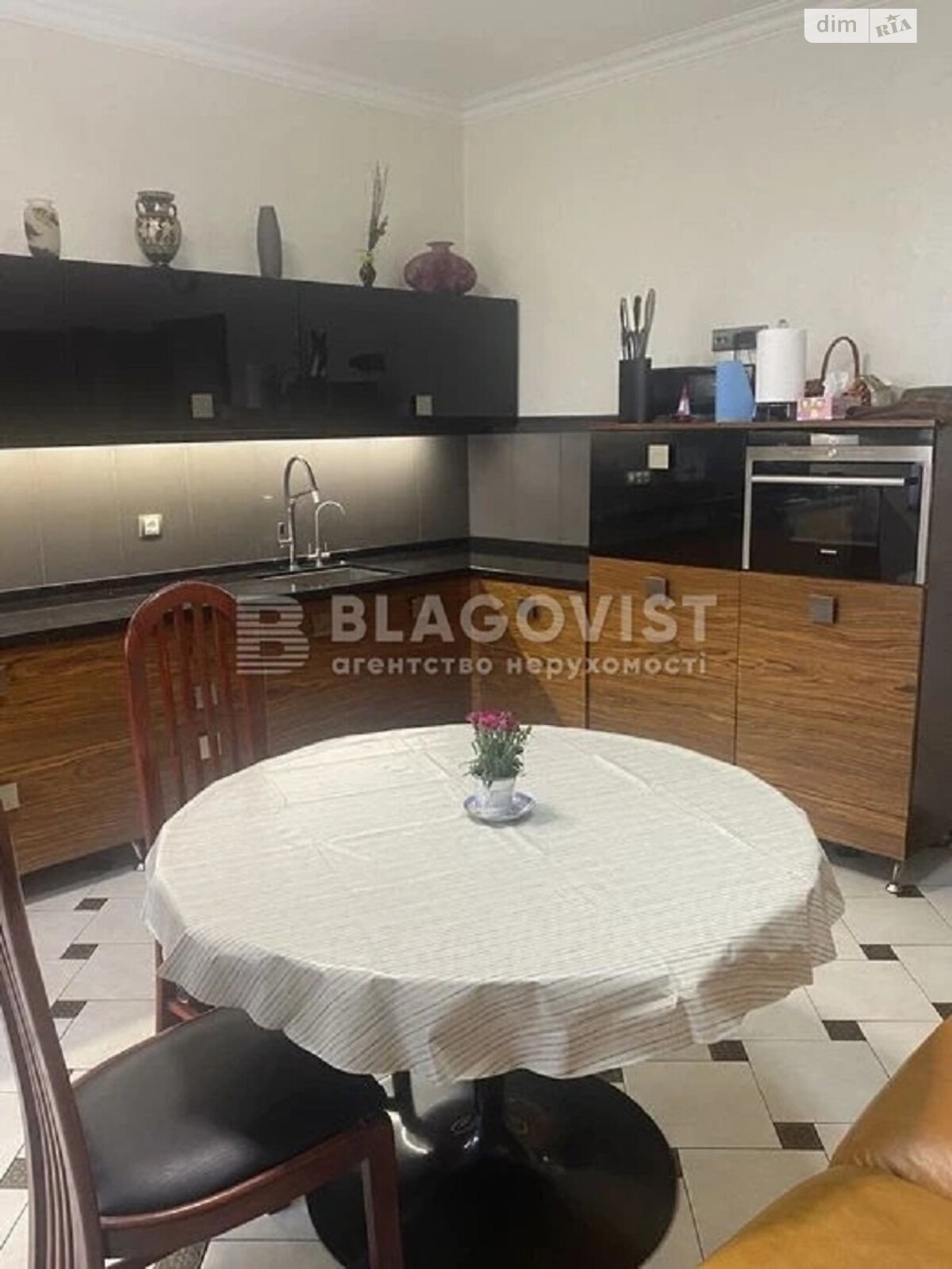 двухэтажный дом, 248 кв. м, кирпич. Продажа в Киеве район Забайковье фото 1