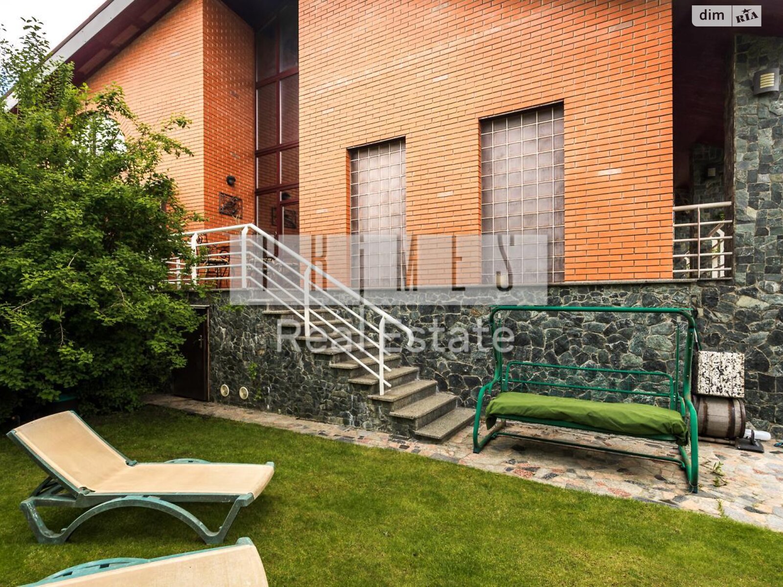 двоповерховий будинок, 453.9 кв. м, цегла. Продаж в Києві, район Замковище фото 1 двоповерховий будинок, 453.9 кв. м, цегла. Продаж в Києві, район Замковище фото 1