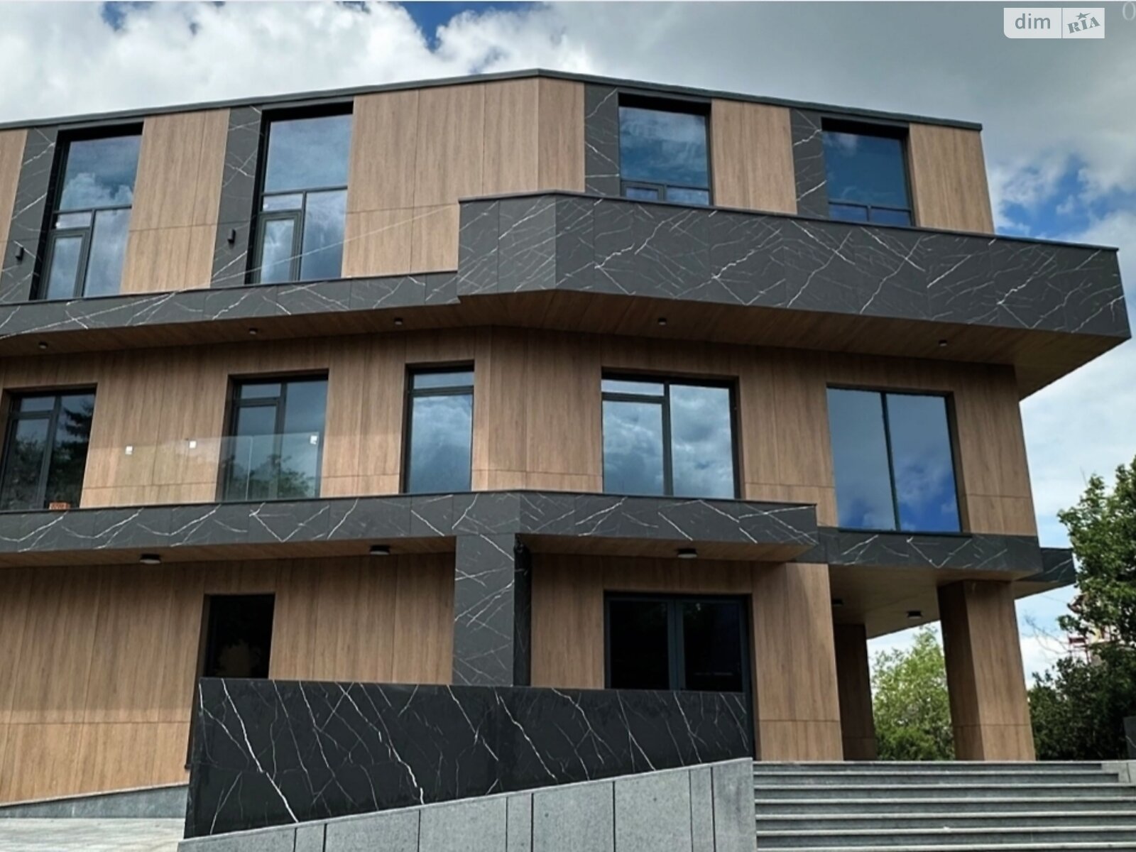 триповерховий будинок з опаленням, 2135 кв. м, монолітно-цегляний. Продаж в Києві, район Звіринець фото 1