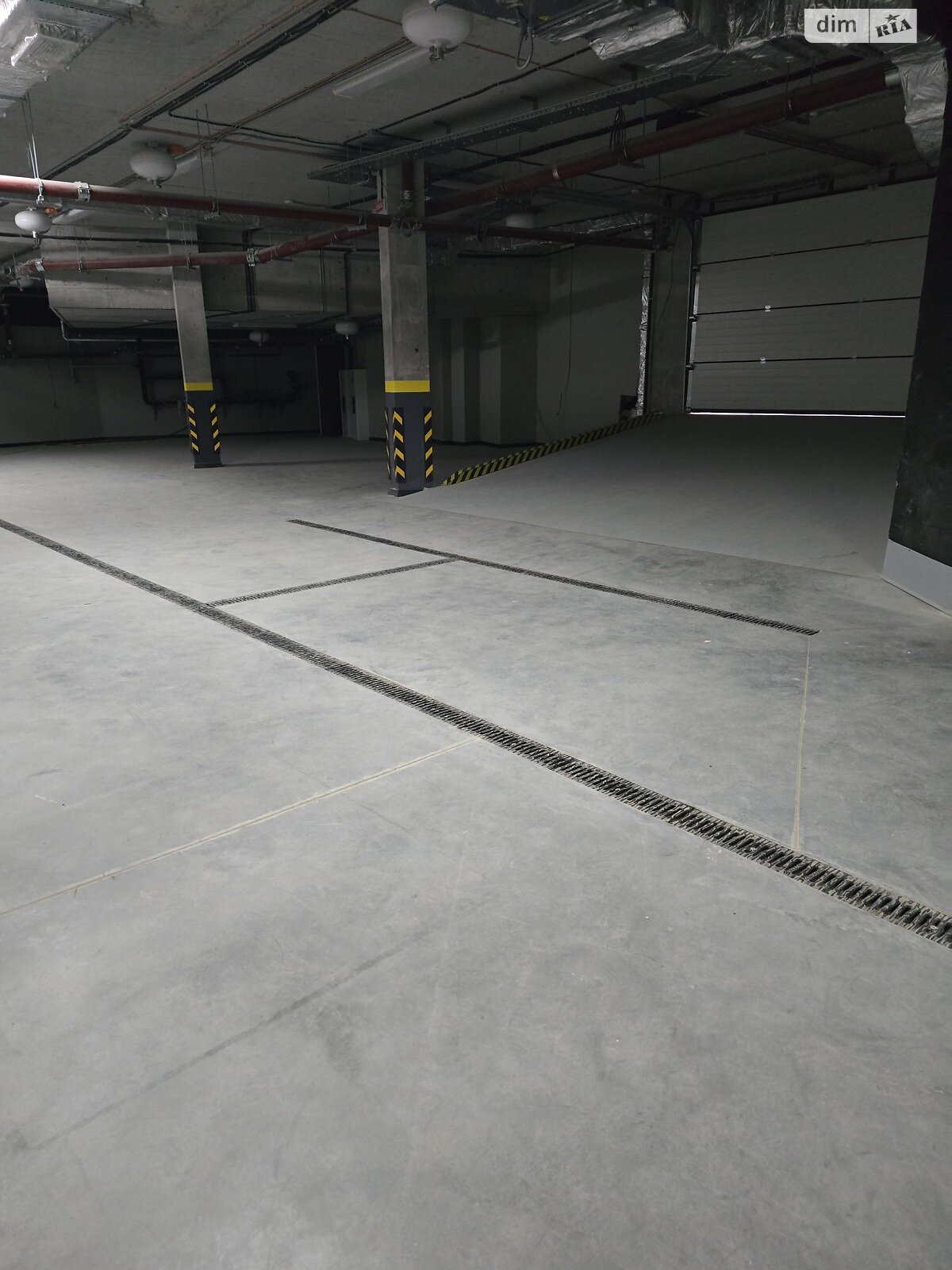 триповерховий будинок з опаленням, 2135 кв. м, монолітно-цегляний. Продаж в Києві, район Звіринець фото 1