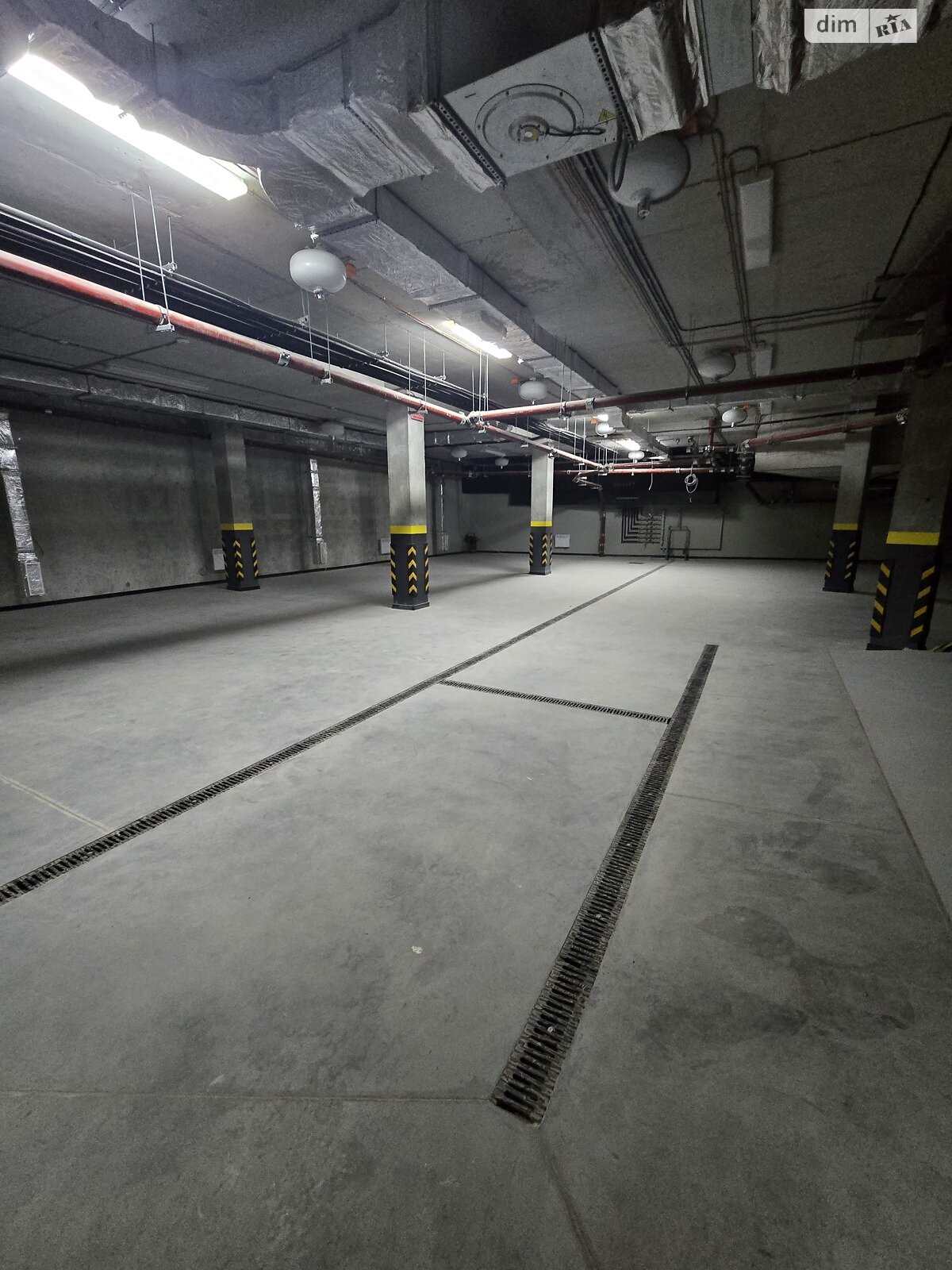 триповерховий будинок з опаленням, 2135 кв. м, монолітно-цегляний. Продаж в Києві, район Звіринець фото 1