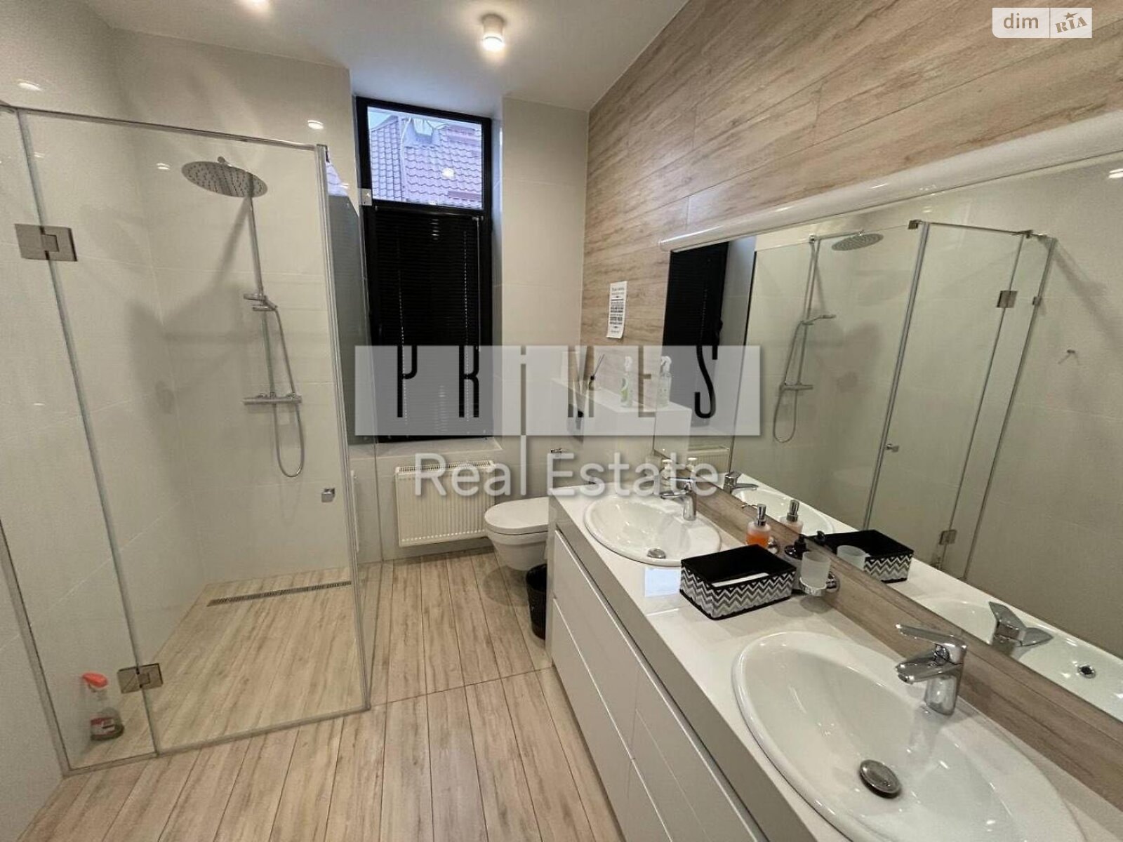 триповерховий будинок з гаражем, 570 кв. м, цегла. Продаж в Києві, район Звіринець фото 1 триповерховий будинок з гаражем, 570 кв. м, цегла. Продаж в Києві, район Звіринець фото 1