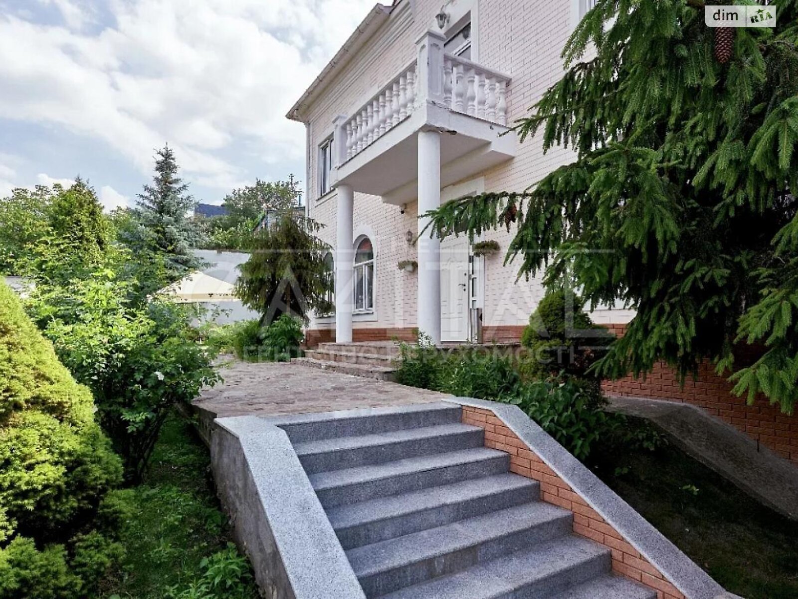 четырехэтажный дом, 550 кв. м, кирпич. Продажа в Киеве район Зверинец фото 1 четырехэтажный дом, 550 кв. м, кирпич. Продажа в Киеве район Зверинец фото 1
