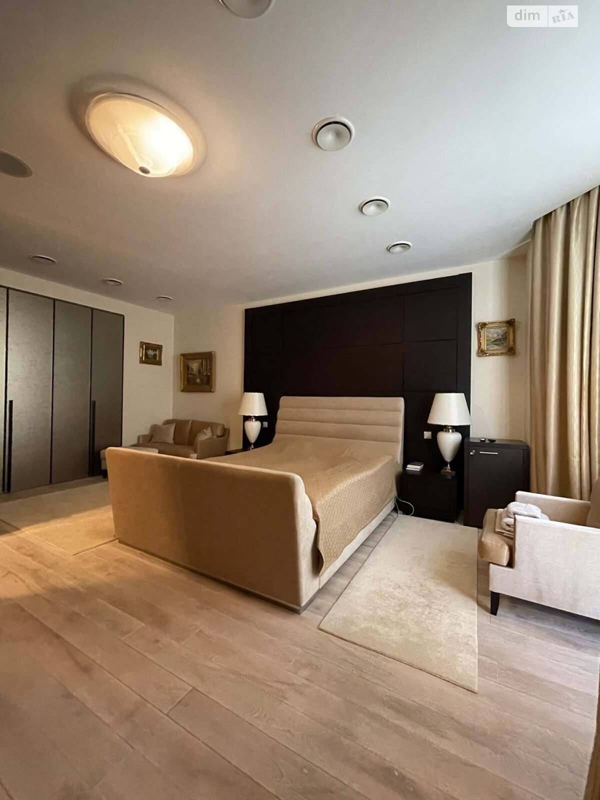 четырехэтажный дом с отоплением, 425.1 кв. м, кирпич. Продажа в Киеве район Зверинец фото 1 четырехэтажный дом с отоплением, 425.1 кв. м, кирпич. Продажа в Киеве район Зверинец фото 1