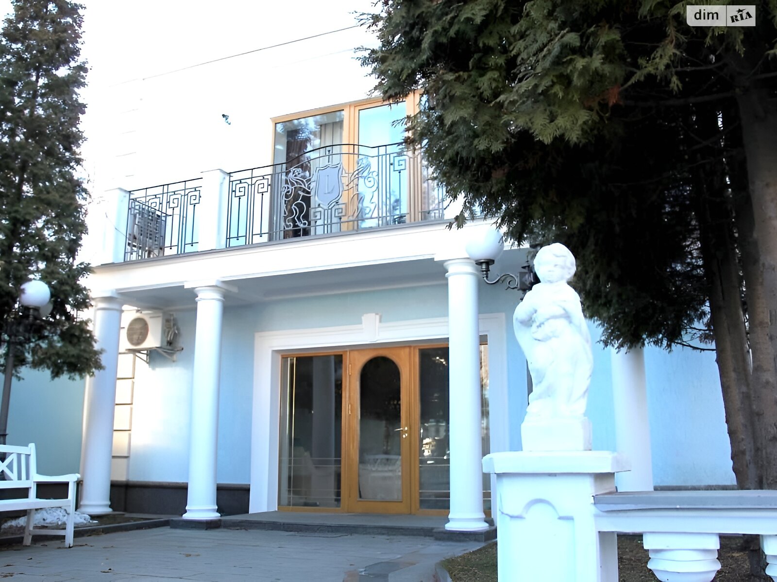 триповерховий будинок з балконом, 460 кв. м, кирпич. Продаж в Києві, район Печерський фото 1 триповерховий будинок з балконом, 460 кв. м, кирпич. Продаж в Києві, район Печерський фото 1