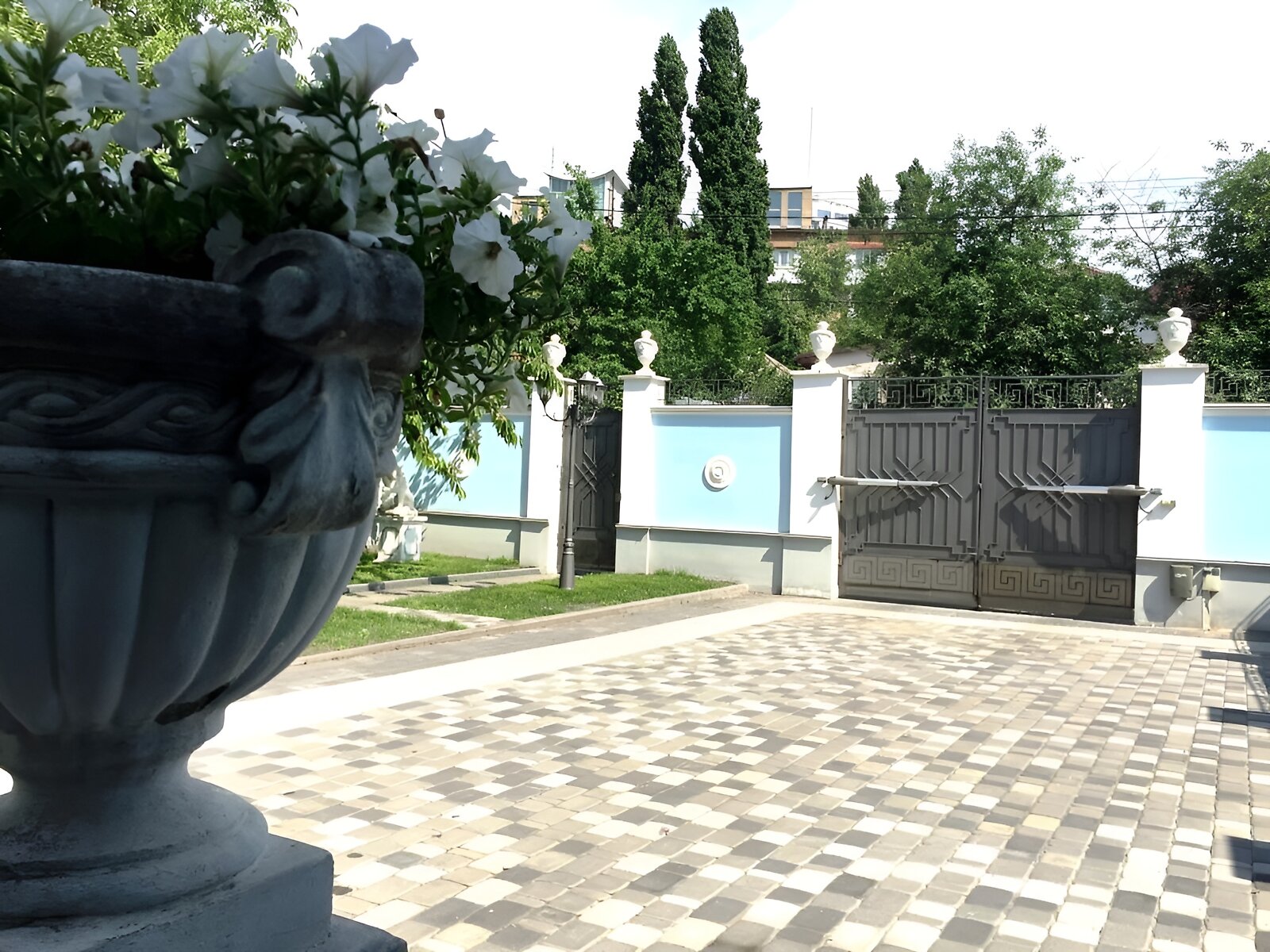 триповерховий будинок з балконом, 460 кв. м, кирпич. Продаж в Києві, район Печерський фото 1 триповерховий будинок з балконом, 460 кв. м, кирпич. Продаж в Києві, район Печерський фото 1