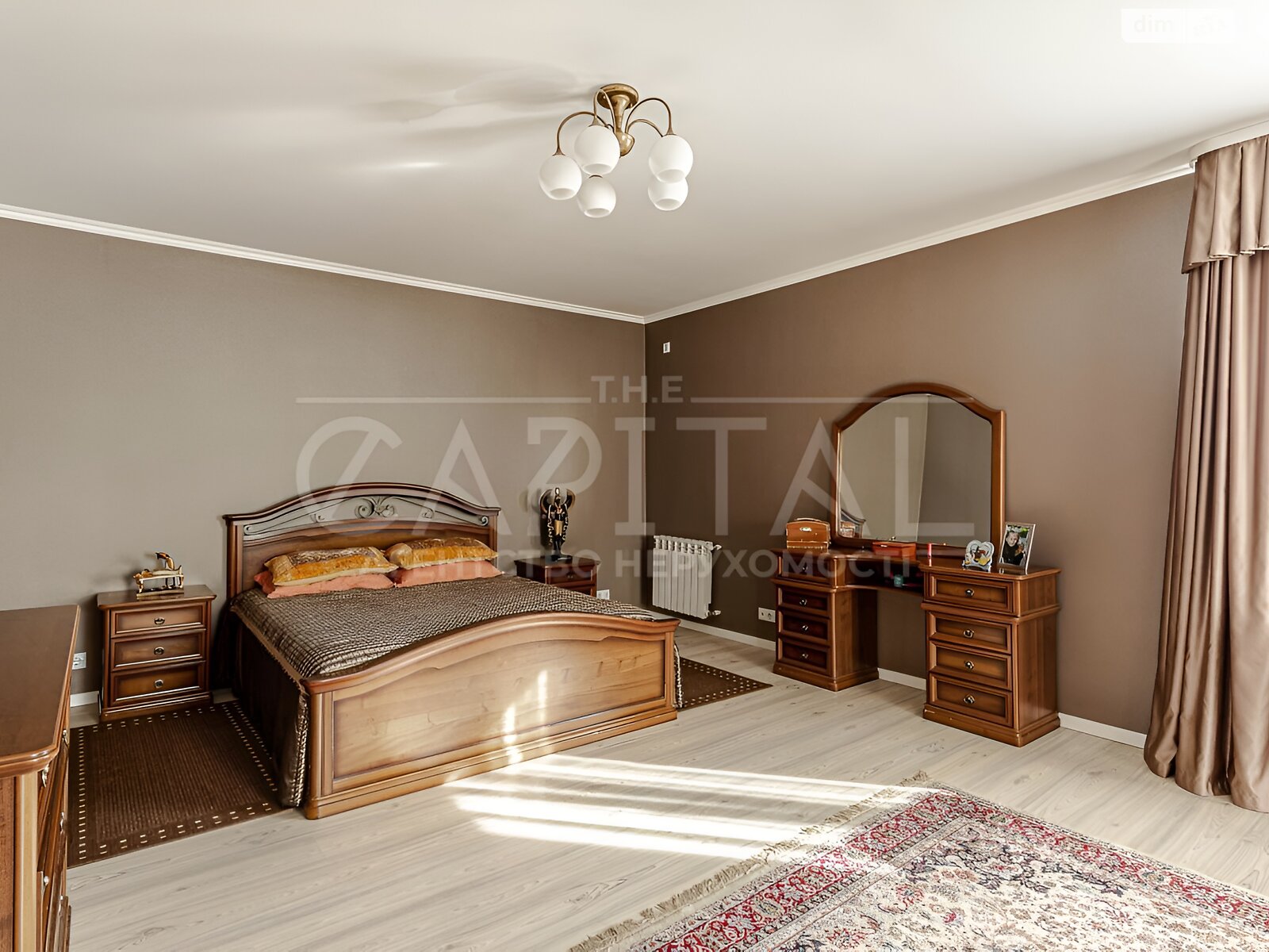 триповерховий будинок з балконом, 460 кв. м, цегла. Продаж в Києві, район Звіринець фото 1 триповерховий будинок з балконом, 460 кв. м, цегла. Продаж в Києві, район Звіринець фото 1