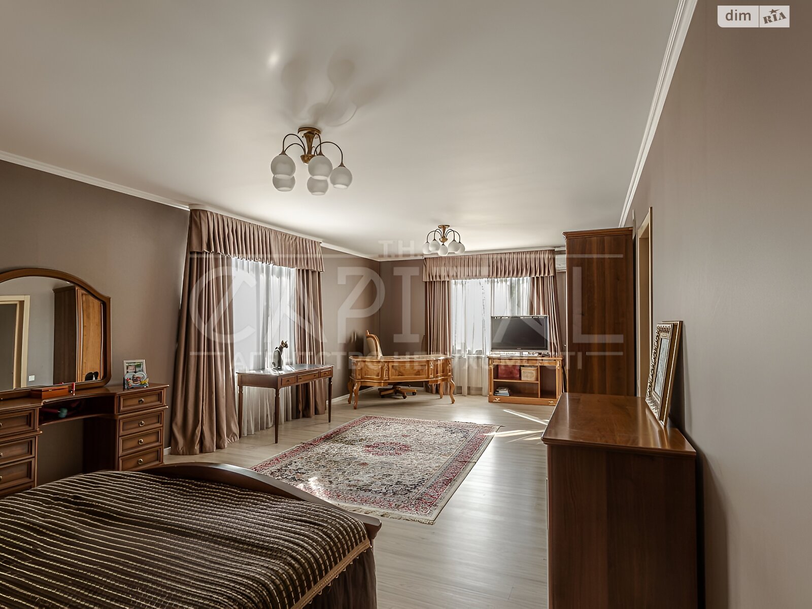 триповерховий будинок з балконом, 460 кв. м, цегла. Продаж в Києві, район Звіринець фото 1 триповерховий будинок з балконом, 460 кв. м, цегла. Продаж в Києві, район Звіринець фото 1