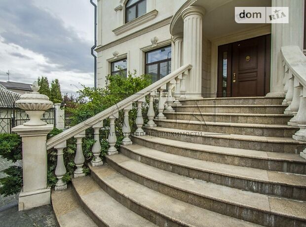 трехэтажный дом, 2400 кв. м, кирпич. Продажа в Киеве фото 1 трехэтажный дом, 2400 кв. м, кирпич. Продажа в Киеве фото 1