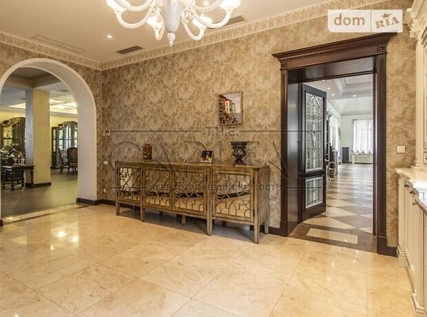 трехэтажный дом, 2400 кв. м, кирпич. Продажа в Киеве фото 1 трехэтажный дом, 2400 кв. м, кирпич. Продажа в Киеве фото 1