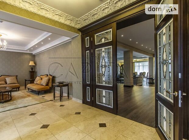 трехэтажный дом, 2400 кв. м, кирпич. Продажа в Киеве фото 1 трехэтажный дом, 2400 кв. м, кирпич. Продажа в Киеве фото 1