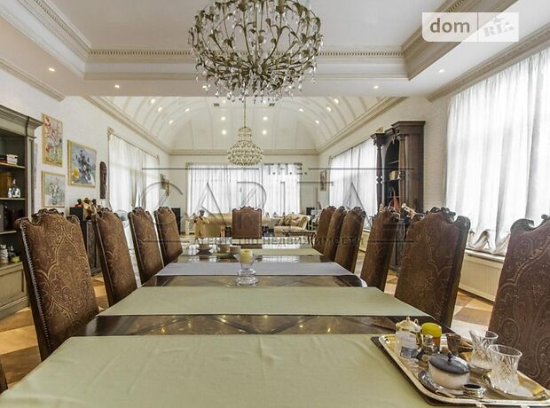 трехэтажный дом, 2400 кв. м, кирпич. Продажа в Киеве фото 1 трехэтажный дом, 2400 кв. м, кирпич. Продажа в Киеве фото 1