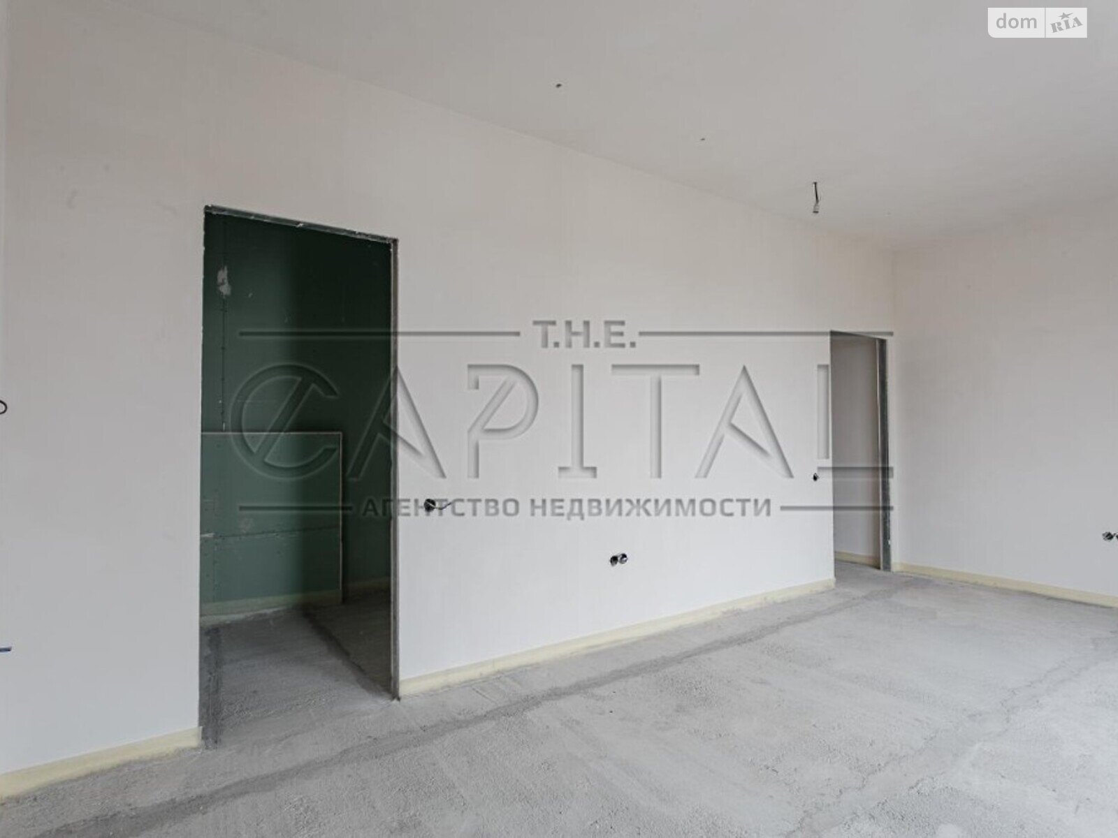 трехэтажный дом с гаражом, 200 кв. м, кирпич. Продажа в Козине фото 1 трехэтажный дом с гаражом, 200 кв. м, кирпич. Продажа в Козине фото 1