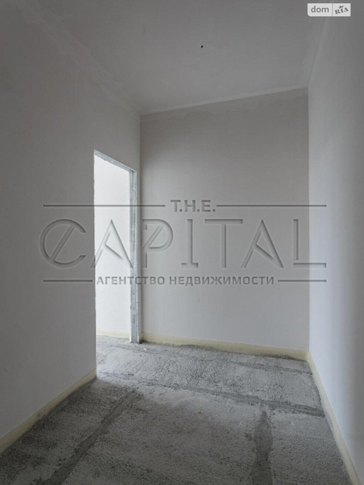 трехэтажный дом с гаражом, 200 кв. м, кирпич. Продажа в Козине фото 1 трехэтажный дом с гаражом, 200 кв. м, кирпич. Продажа в Козине фото 1