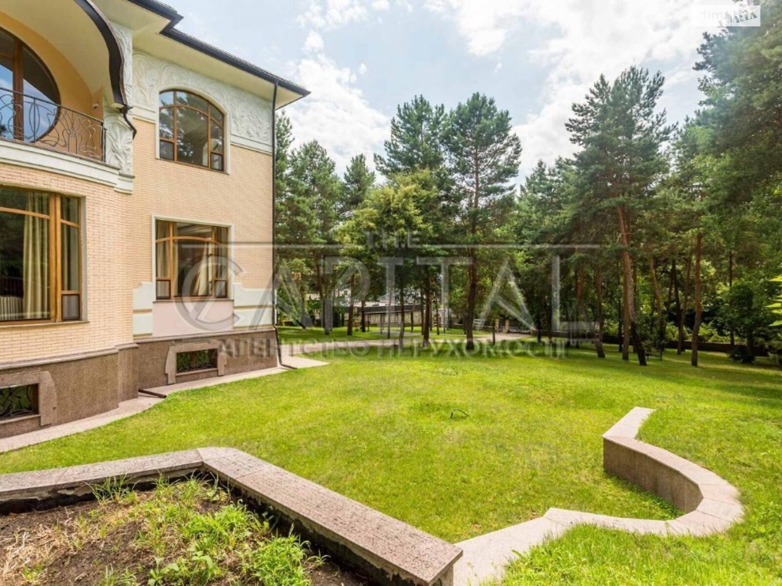 двухэтажный дом веранда, 800 кв. м, кирпич. Продажа в Киеве фото 1