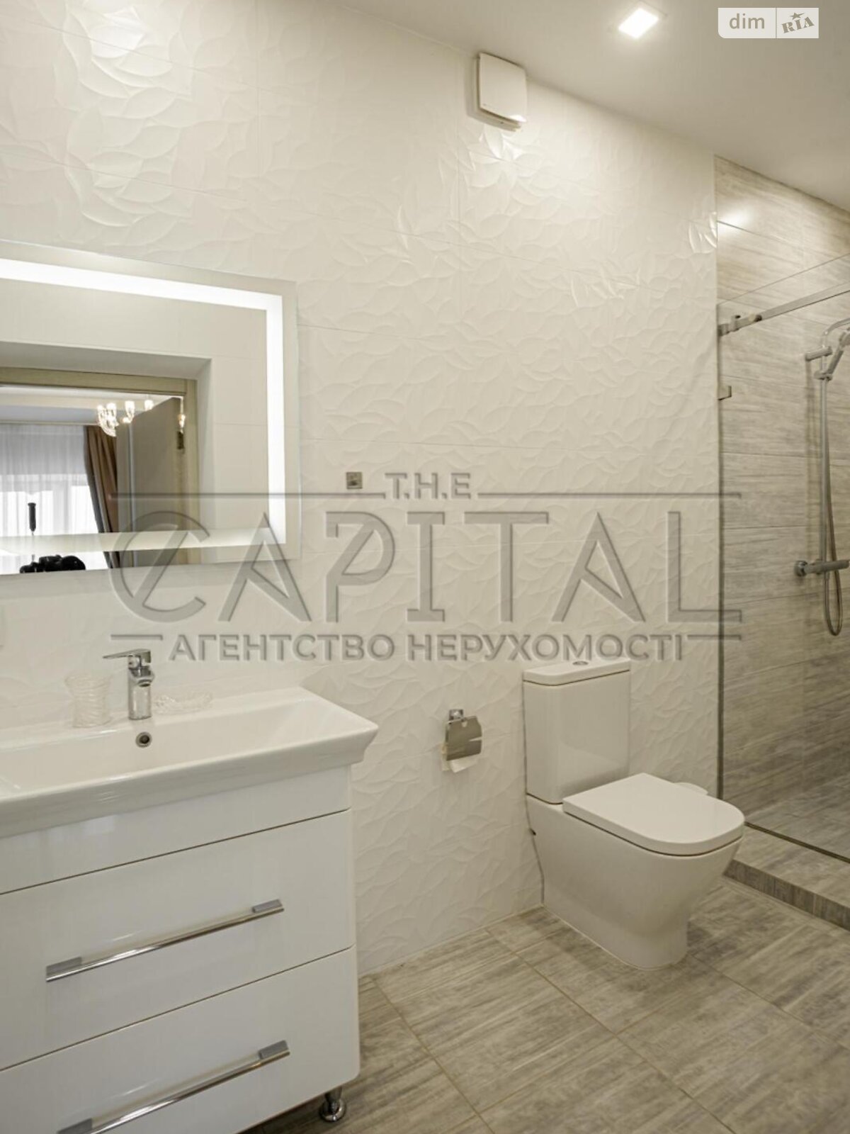 двоповерховий будинок з гаражем, 270 кв. м, цегла. Продаж у Києві фото 1 двоповерховий будинок з гаражем, 270 кв. м, цегла. Продаж у Києві фото 1