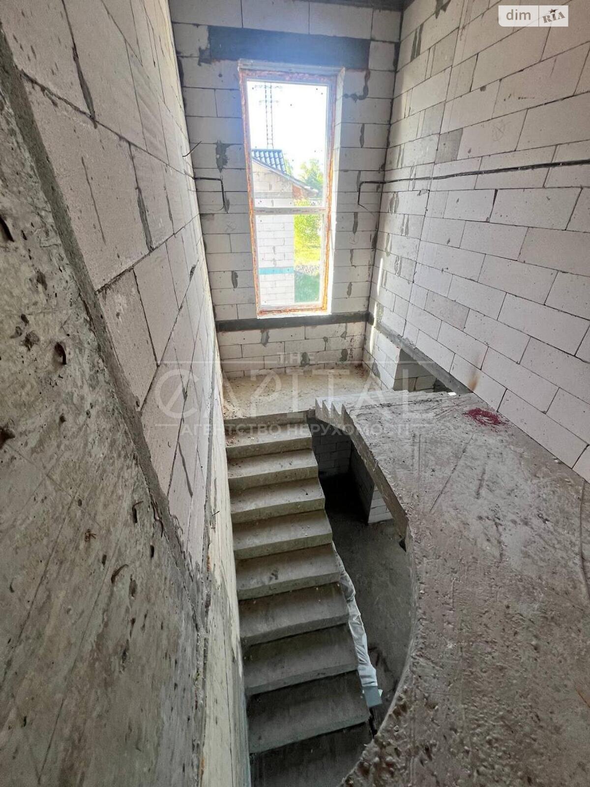 двоповерховий будинок з мансардою, 200 кв. м, цегла. Продаж у Києві фото 1 двоповерховий будинок з мансардою, 200 кв. м, цегла. Продаж у Києві фото 1