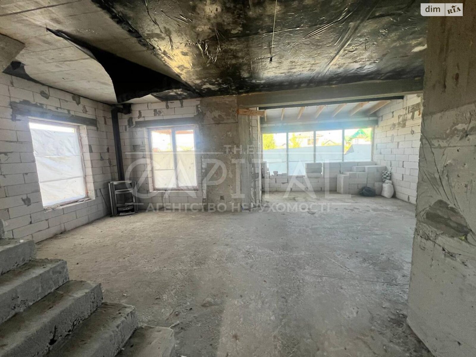 двоповерховий будинок з мансардою, 200 кв. м, цегла. Продаж у Києві фото 1 двоповерховий будинок з мансардою, 200 кв. м, цегла. Продаж у Києві фото 1