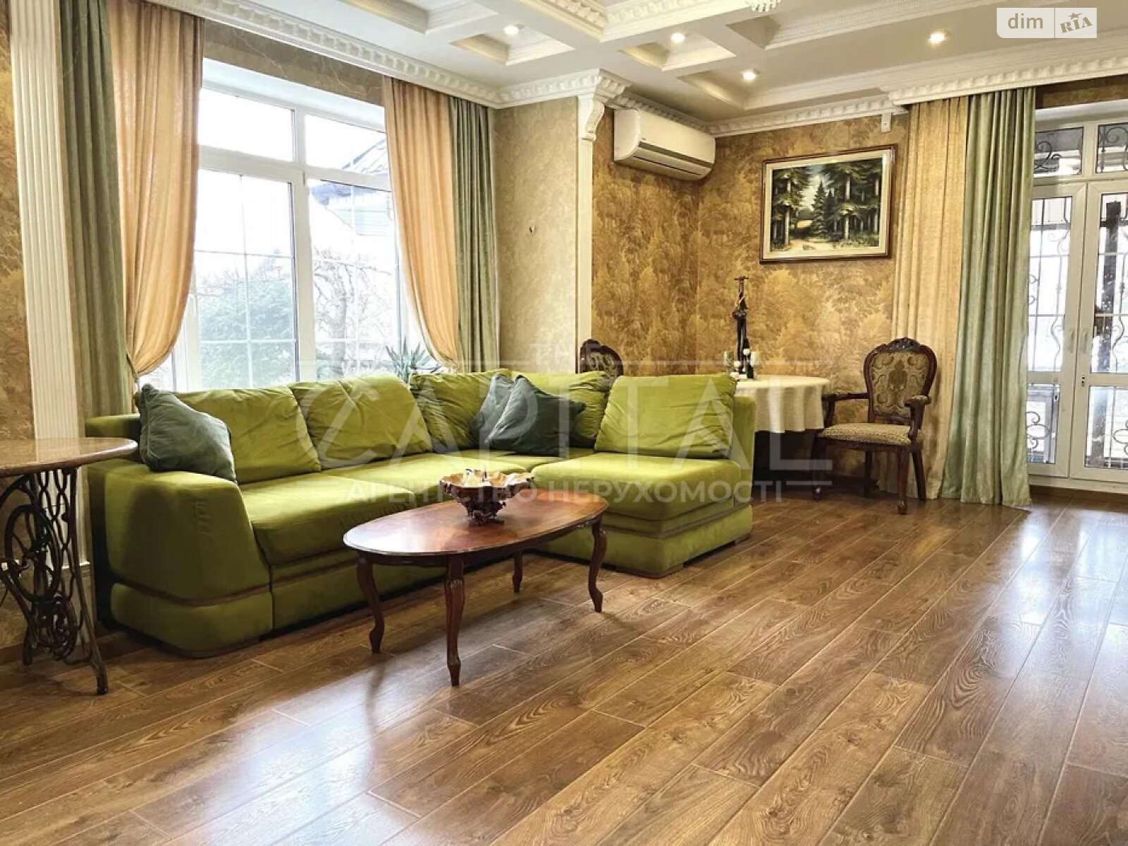 трехэтажный дом с гаражом, 430 кв. м, кирпич. Продажа в Киеве фото 1