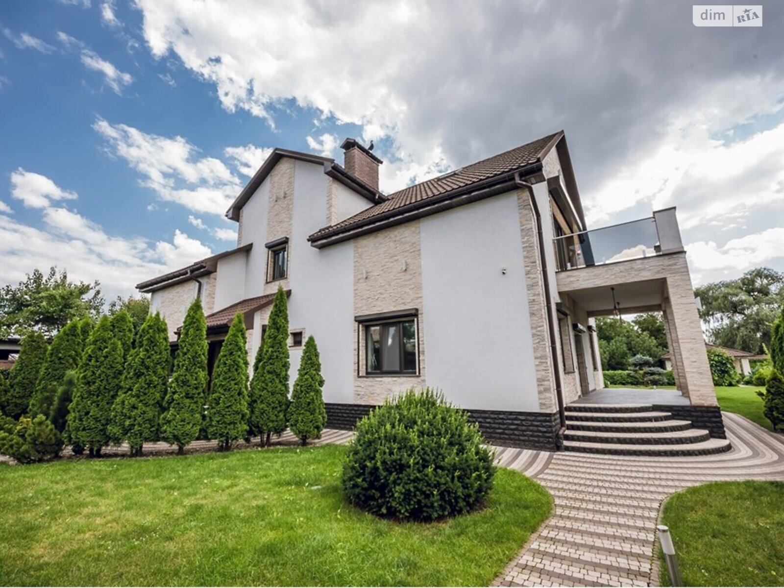 двоповерховий будинок, 400 кв. м, цегла. Продаж у Києві фото 1 двоповерховий будинок, 400 кв. м, цегла. Продаж у Києві фото 1