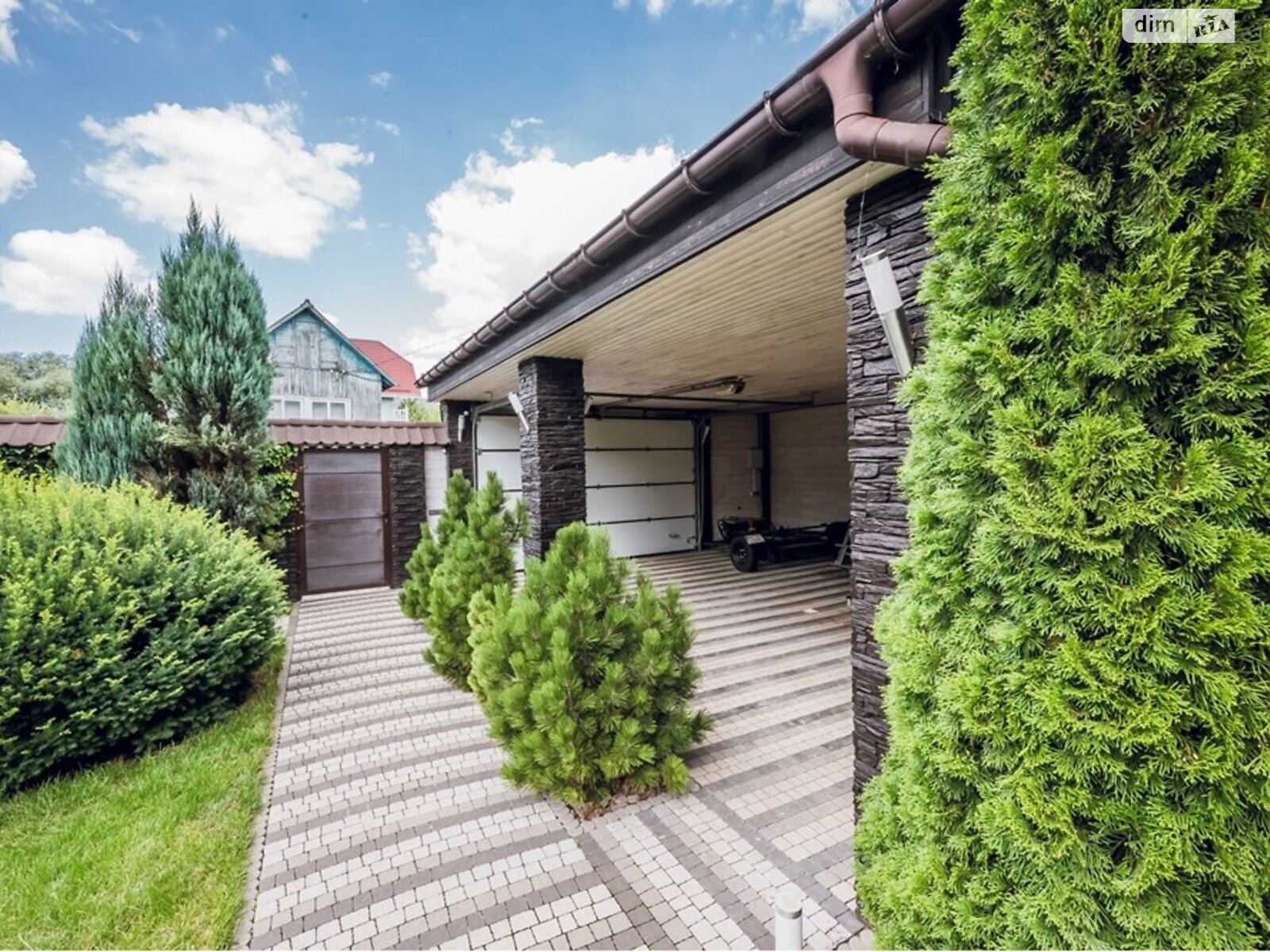 двоповерховий будинок, 400 кв. м, цегла. Продаж у Києві фото 1 двоповерховий будинок, 400 кв. м, цегла. Продаж у Києві фото 1