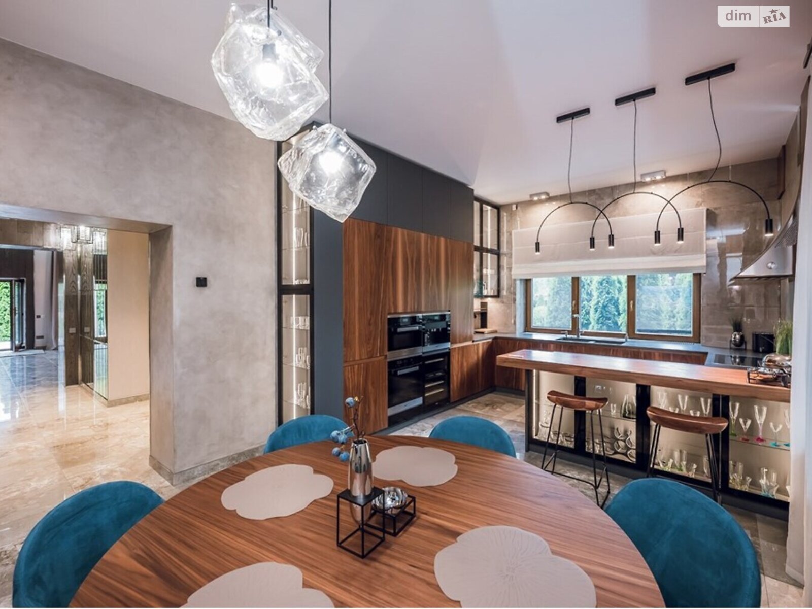 двоповерховий будинок, 400 кв. м, цегла. Продаж у Києві фото 1 двоповерховий будинок, 400 кв. м, цегла. Продаж у Києві фото 1