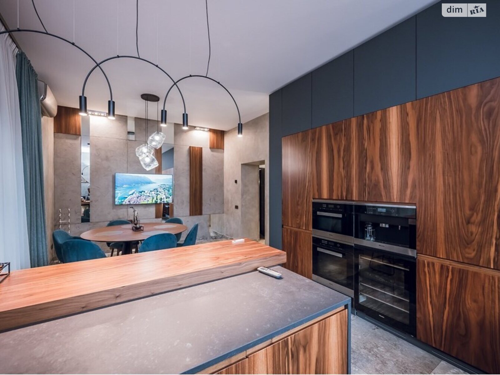 двоповерховий будинок, 400 кв. м, цегла. Продаж у Києві фото 1 двоповерховий будинок, 400 кв. м, цегла. Продаж у Києві фото 1