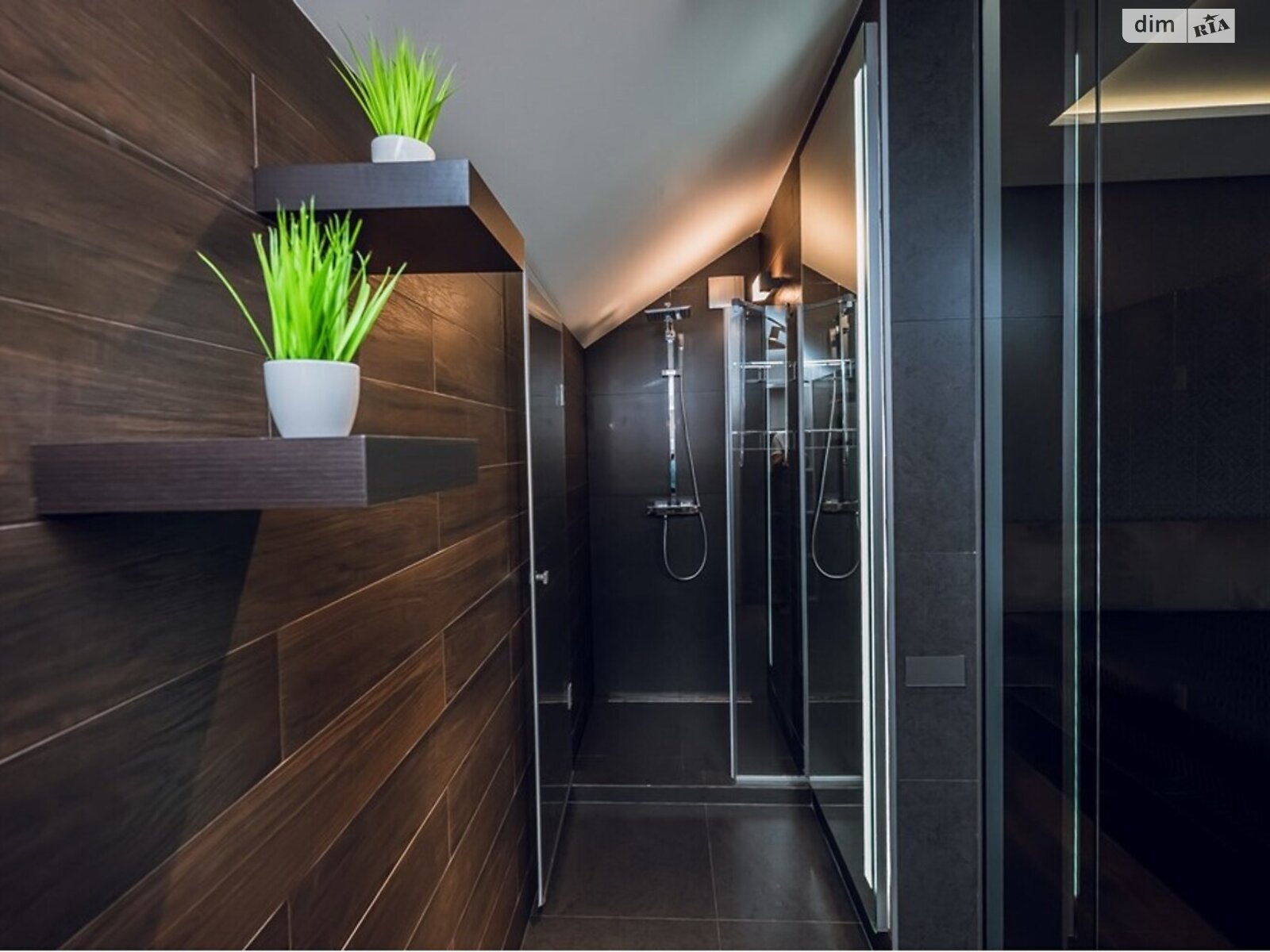 двоповерховий будинок, 400 кв. м, цегла. Продаж у Києві фото 1 двоповерховий будинок, 400 кв. м, цегла. Продаж у Києві фото 1