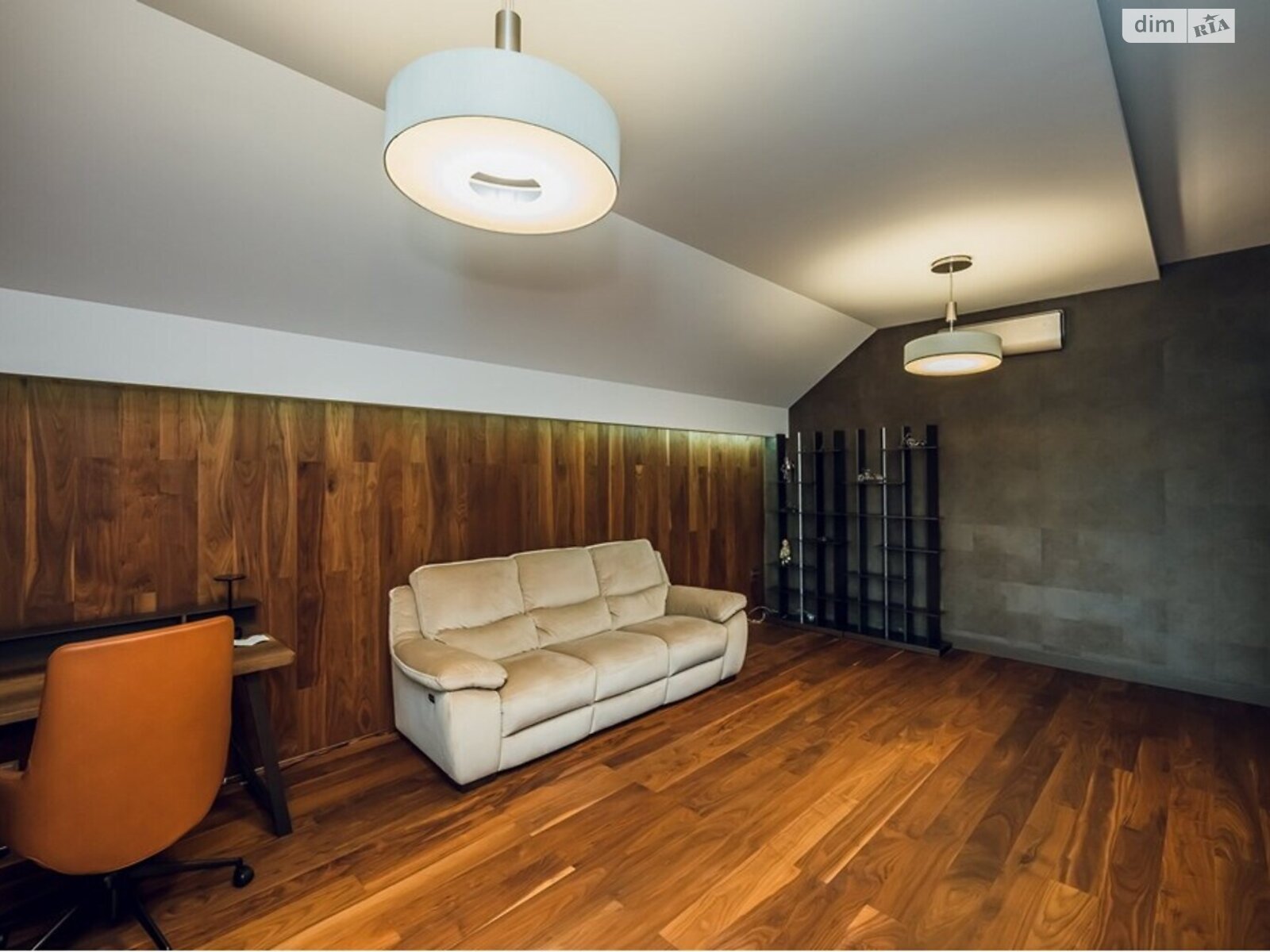 двоповерховий будинок, 400 кв. м, цегла. Продаж у Києві фото 1 двоповерховий будинок, 400 кв. м, цегла. Продаж у Києві фото 1