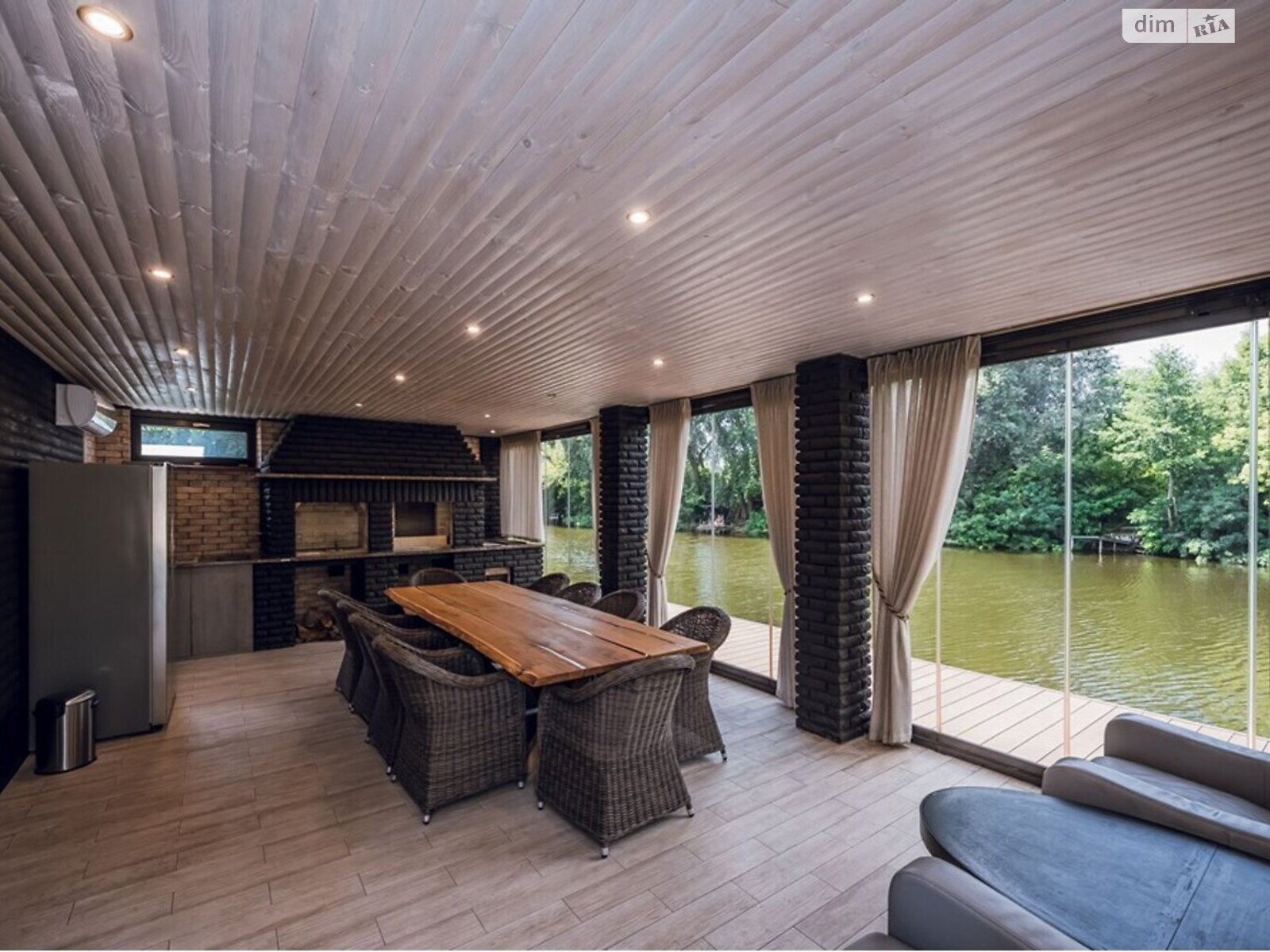 двоповерховий будинок, 400 кв. м, цегла. Продаж у Києві фото 1 двоповерховий будинок, 400 кв. м, цегла. Продаж у Києві фото 1