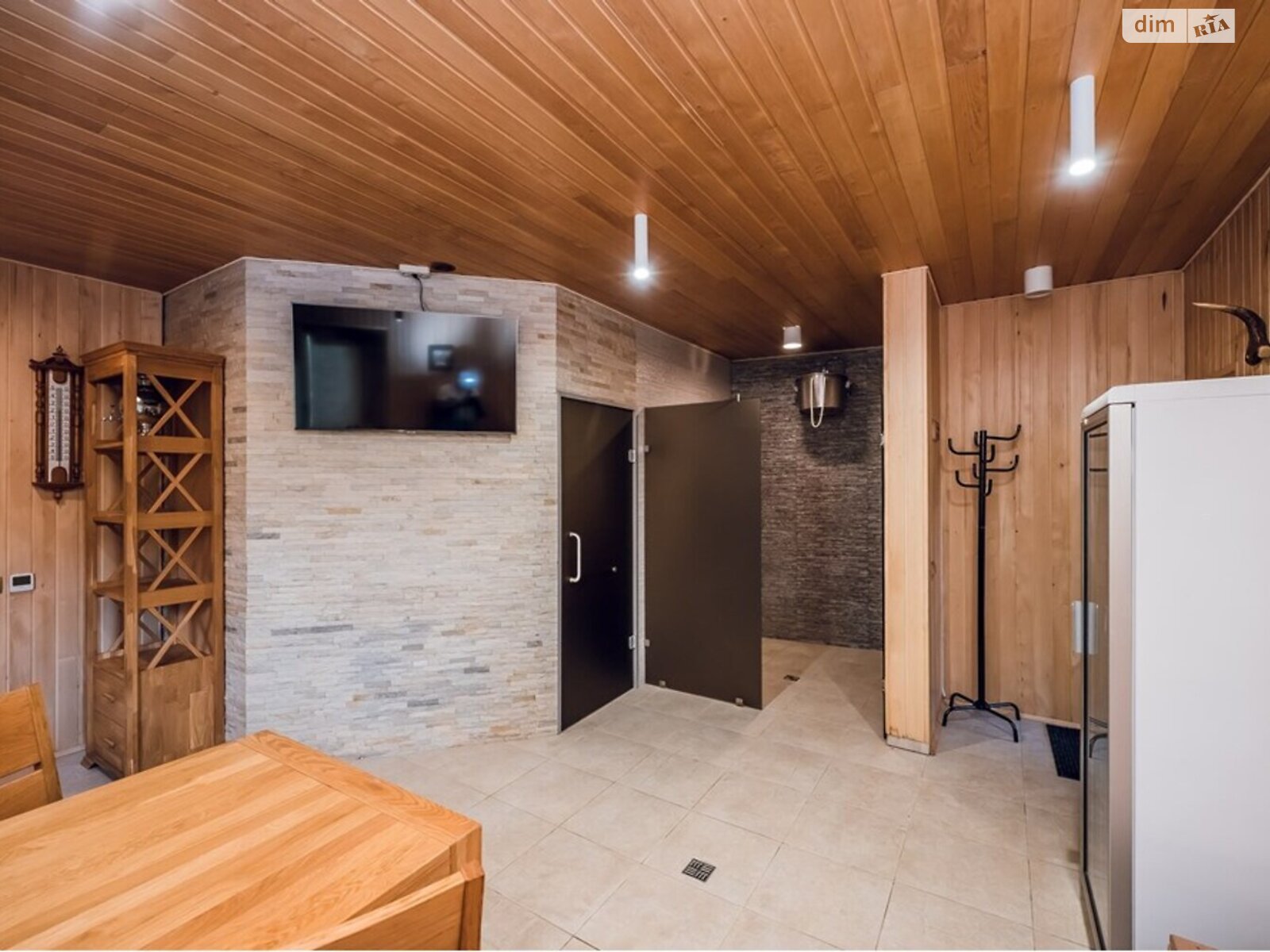 двоповерховий будинок, 400 кв. м, цегла. Продаж у Києві фото 1 двоповерховий будинок, 400 кв. м, цегла. Продаж у Києві фото 1